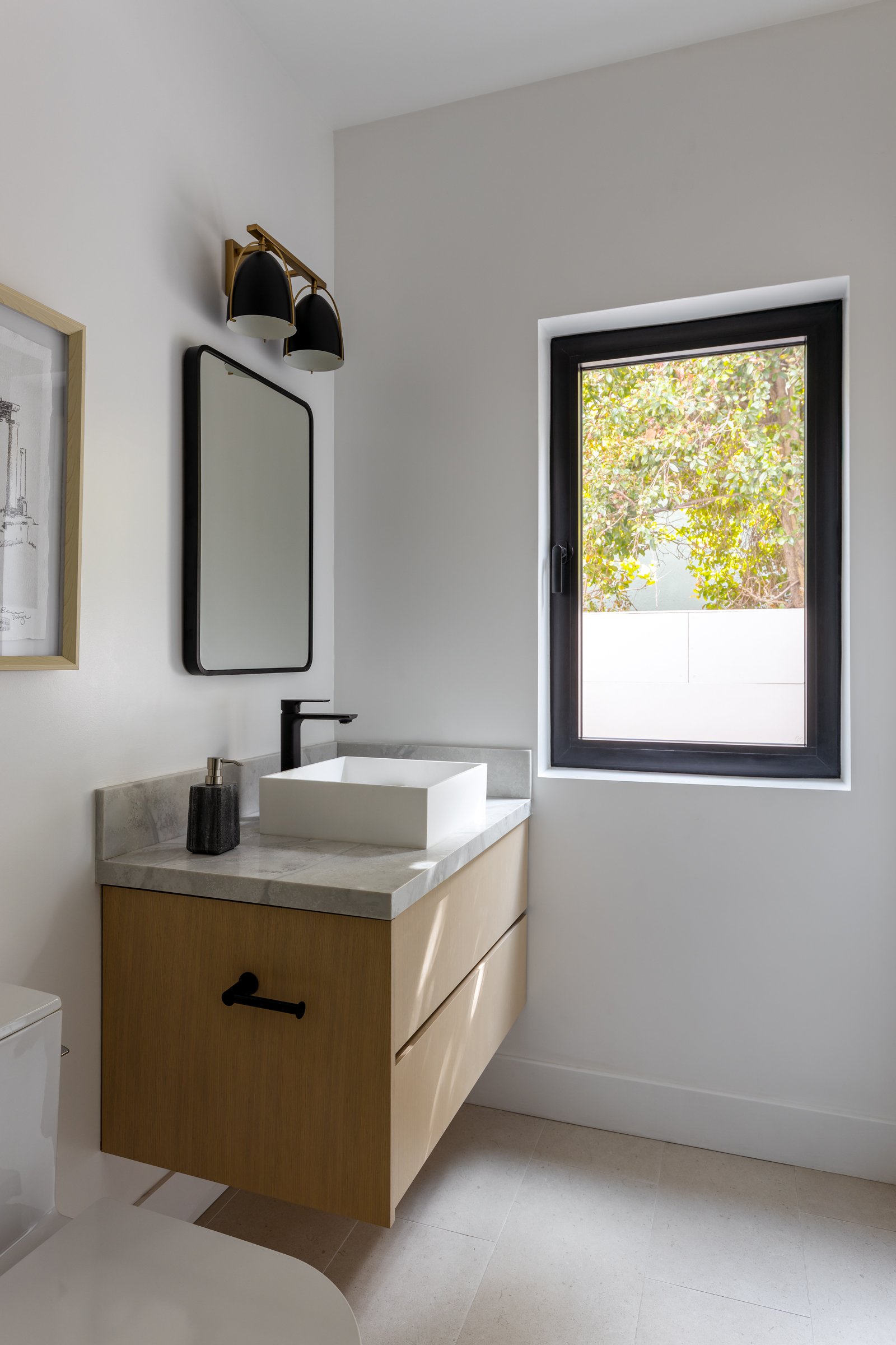 32-12906 Rubens Ave-Digital.jpg