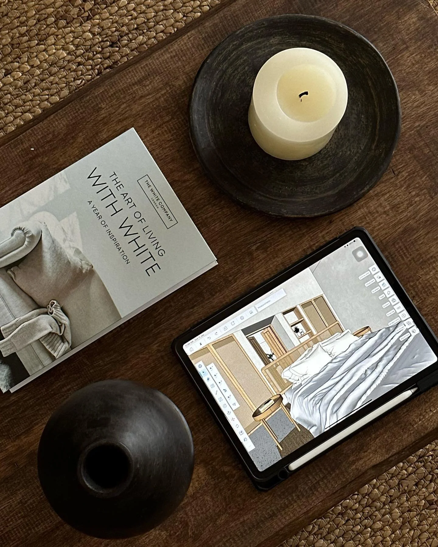 The art of living.
.
.
.
#homedecor #homedecoration #homedecorating #homeliving #homelivingdecor #decor #design #architecture #interiordesign #interior #pottery #mood #livingroom #casa #kohphangan #studio #styling