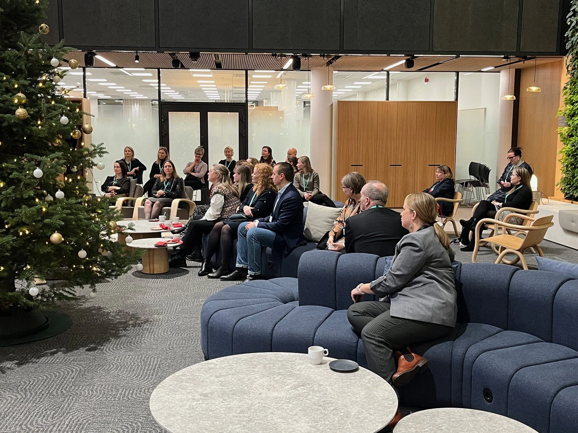 ELRE Mingle - Jouluglögit