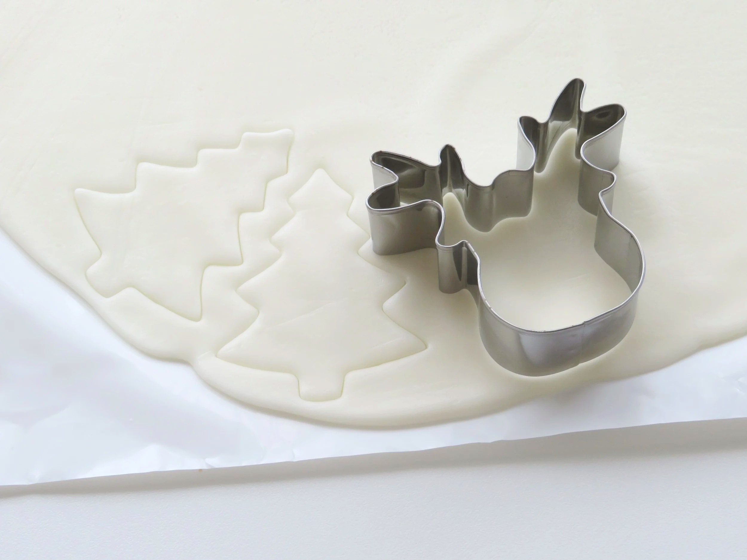 Fondant icing cut with cookie cutters