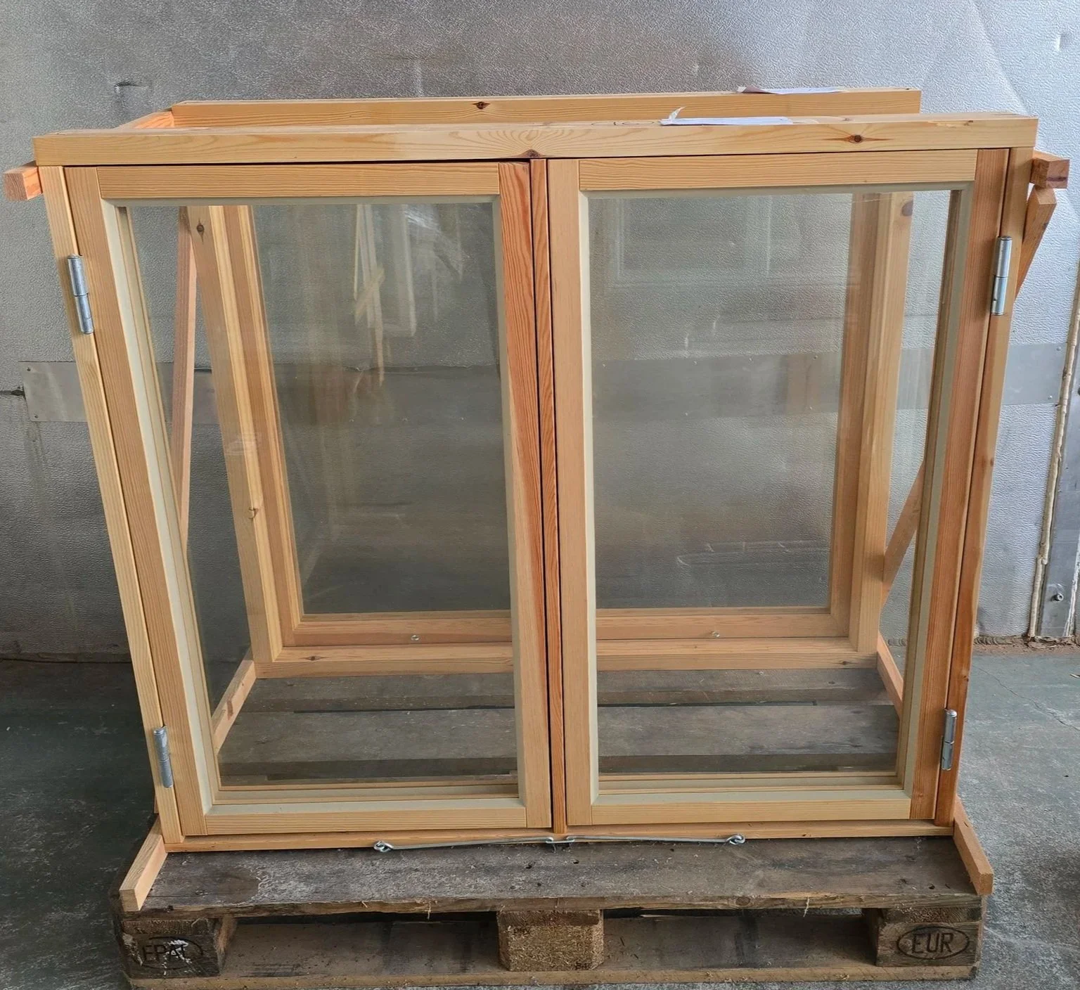 Utåtgående fönster 1+1