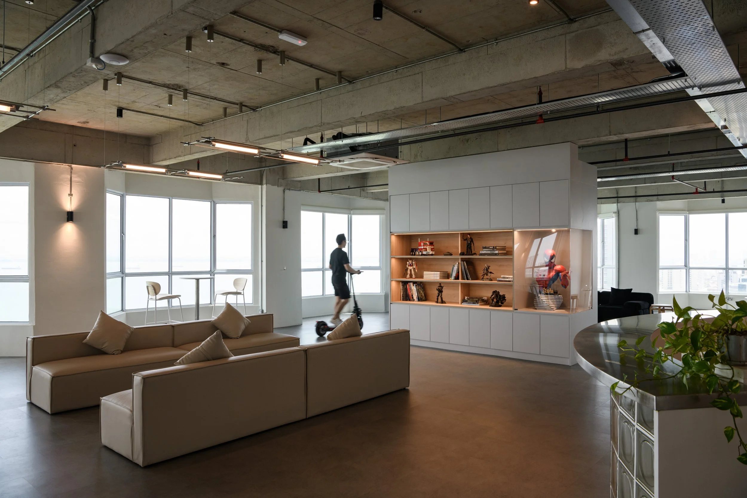 V2409-06 DSC00224.jpg