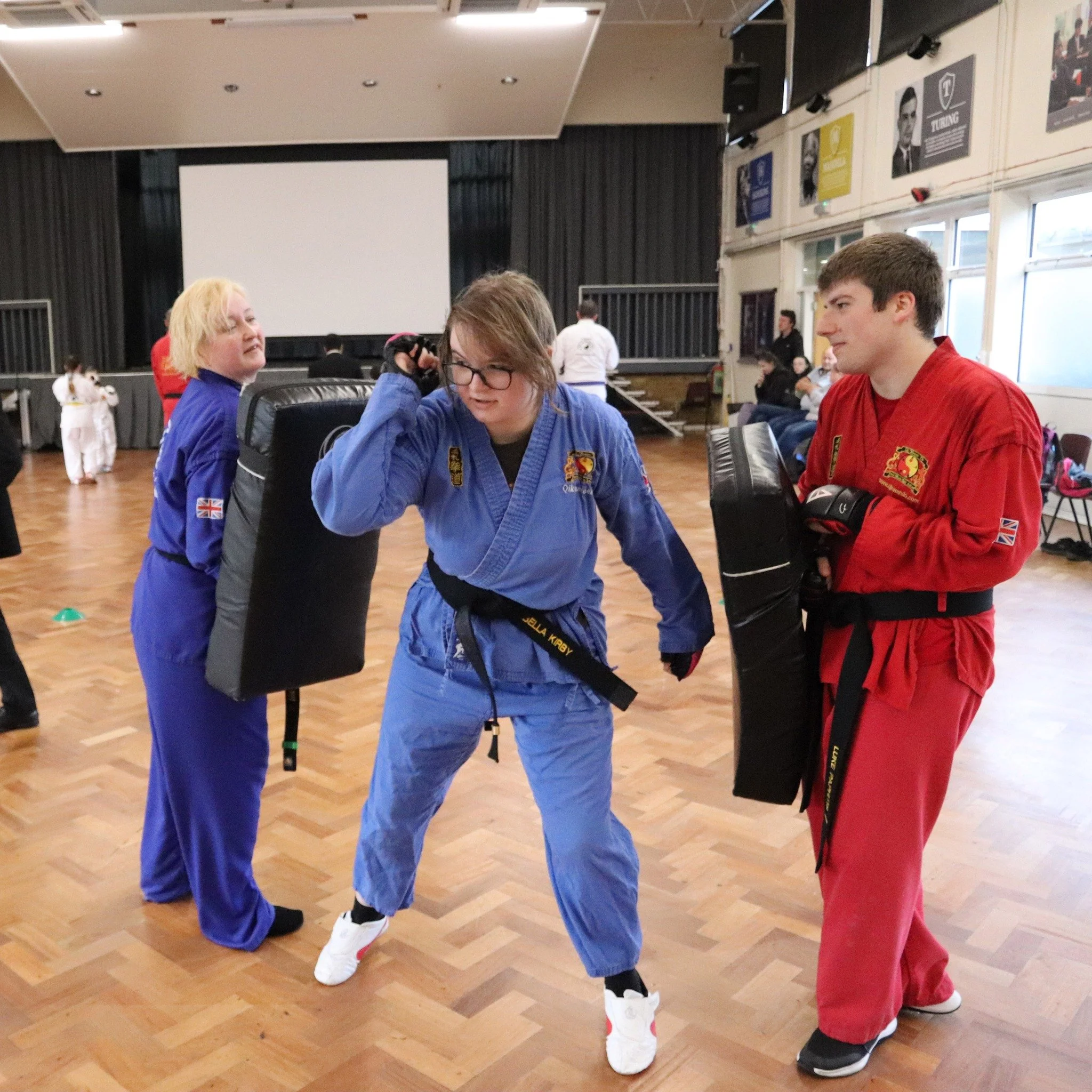 🥋👊 More incredible bag work on display, with students proving the impressive power they can generate with well-practiced movements, and the stamina they have developed through regular training. 💪

Learn more or start your Qi Kwan Do journey at QKD