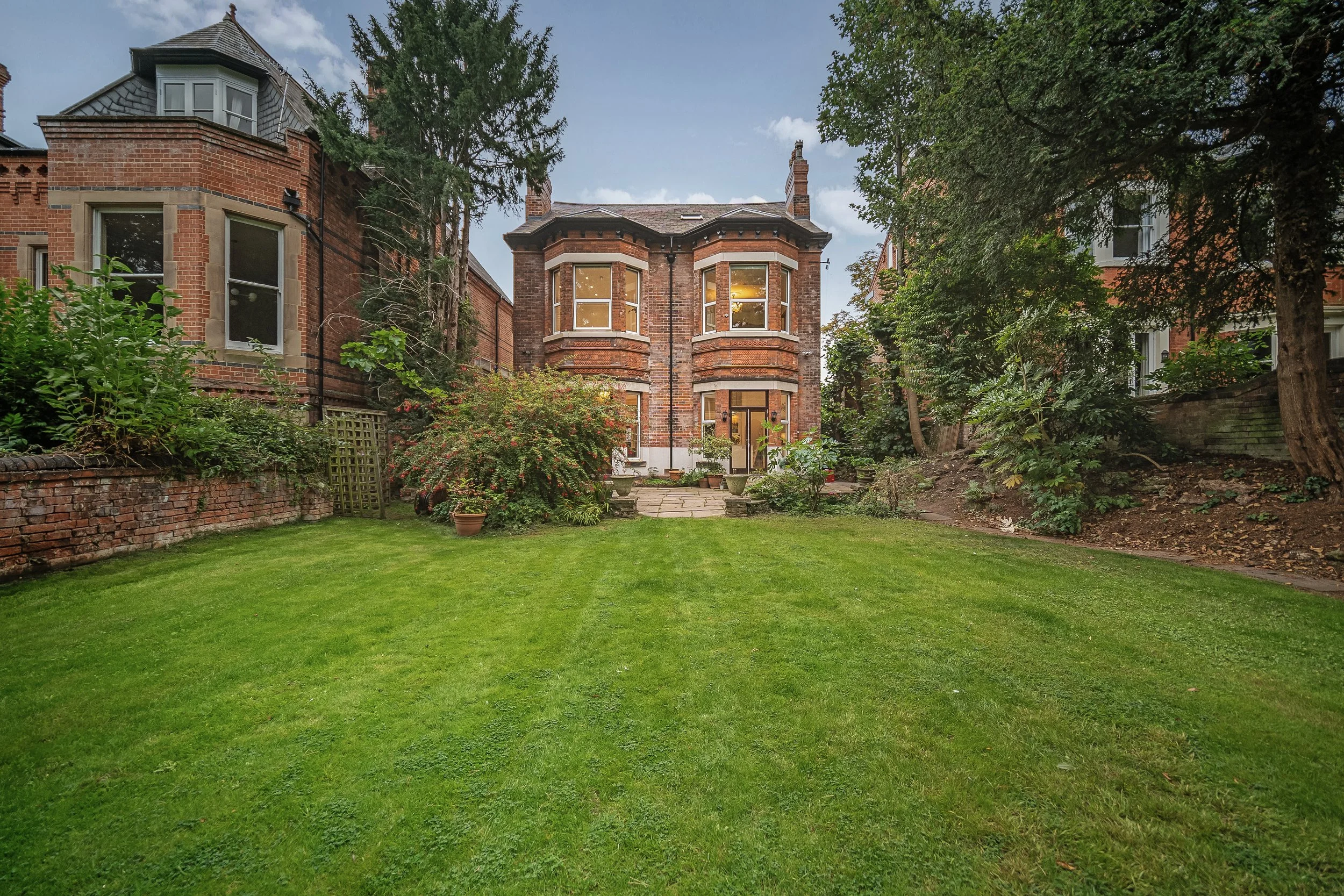9 Elm Bank - by British Living Group-52.jpg