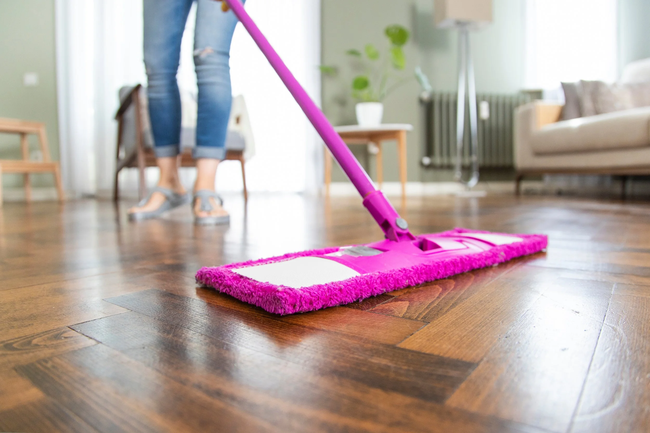 5 Ways to Keep Your Home Sparkling Between Cleanings