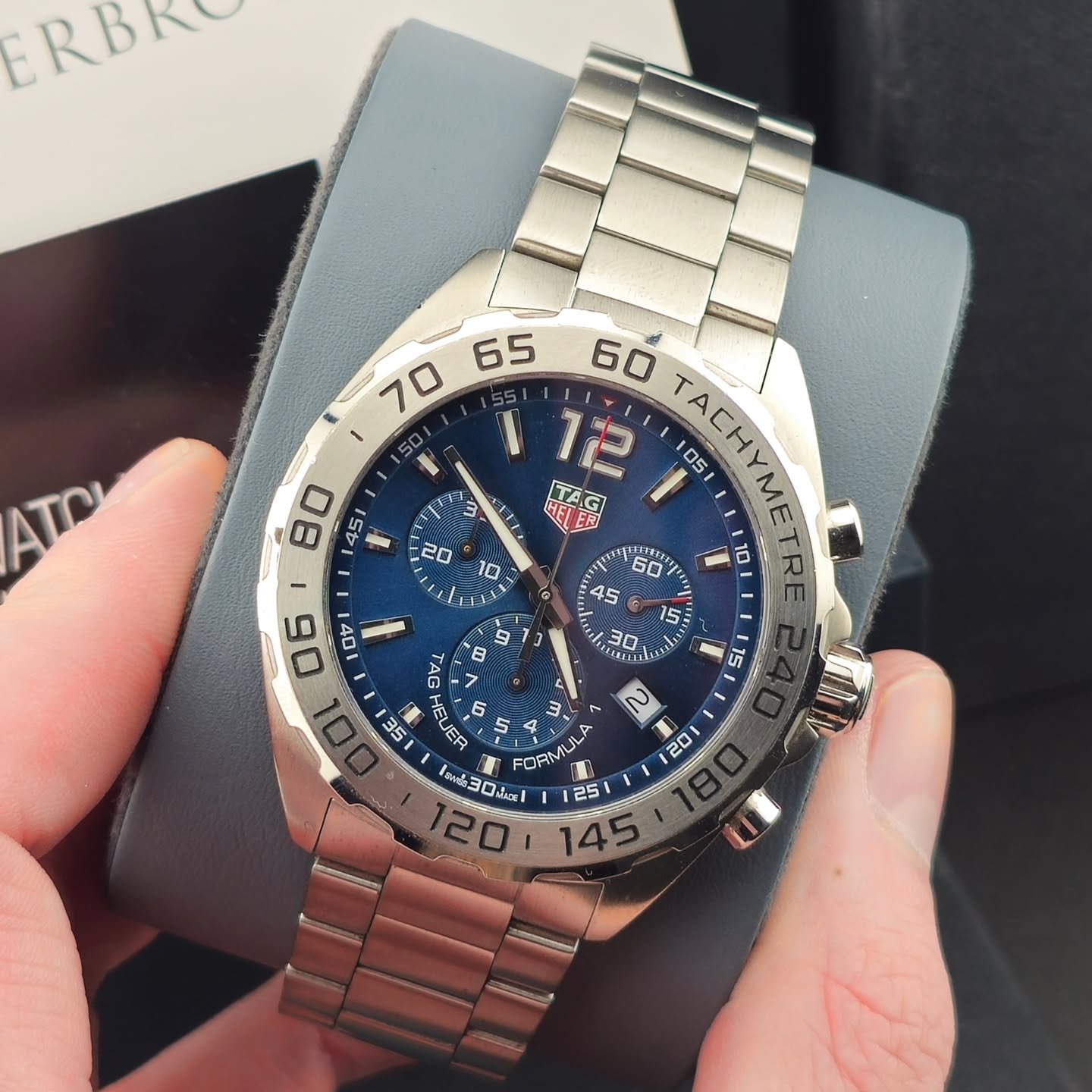 🔥🔥🔥 FOR SALE 🔥🔥🔥 

This 2018 TAG Heuer Formula 1 Chronograph (43mm), reference CAZ101K.BA0842, is in excellent condition and comes as a full set. It features a beautiful blue dial and a recently refurbished bracelet. The bezel and polished case
