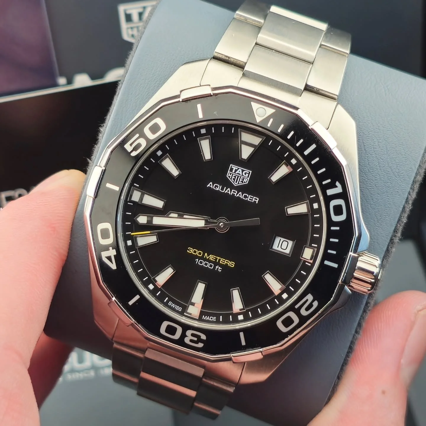 🔥🔥🔥 FOR SALE 🔥🔥🔥 

This 2021 TAG Heuer Aquaracer Black Bezel and Dial (43mm), reference WAY101A.BA0746, comes as a full set in excellent condition. The 43mm configuration is far harder to source than the more common 41mm variant, making this a 