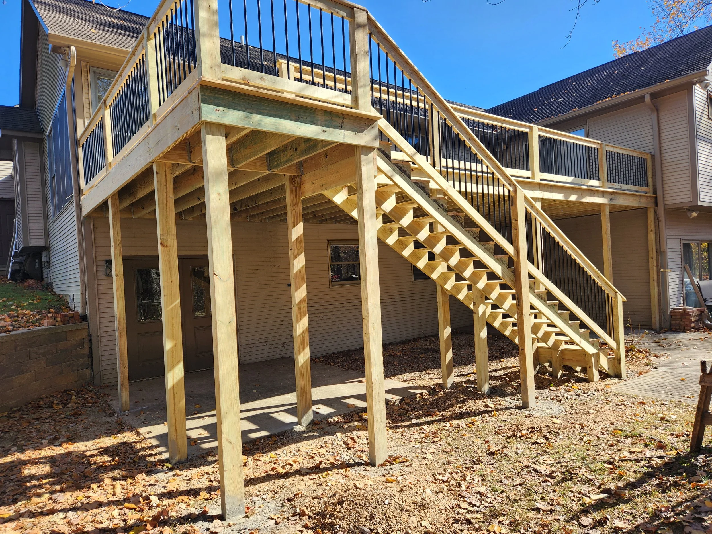 Composite deck build in Hanover Indiana