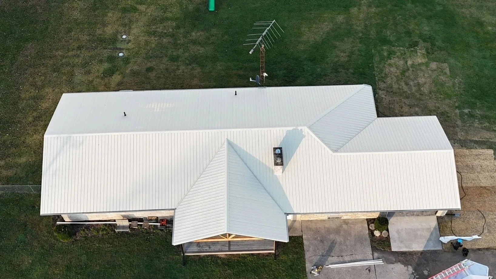 White metal roof installation completed on residential home in Hanover Indiana