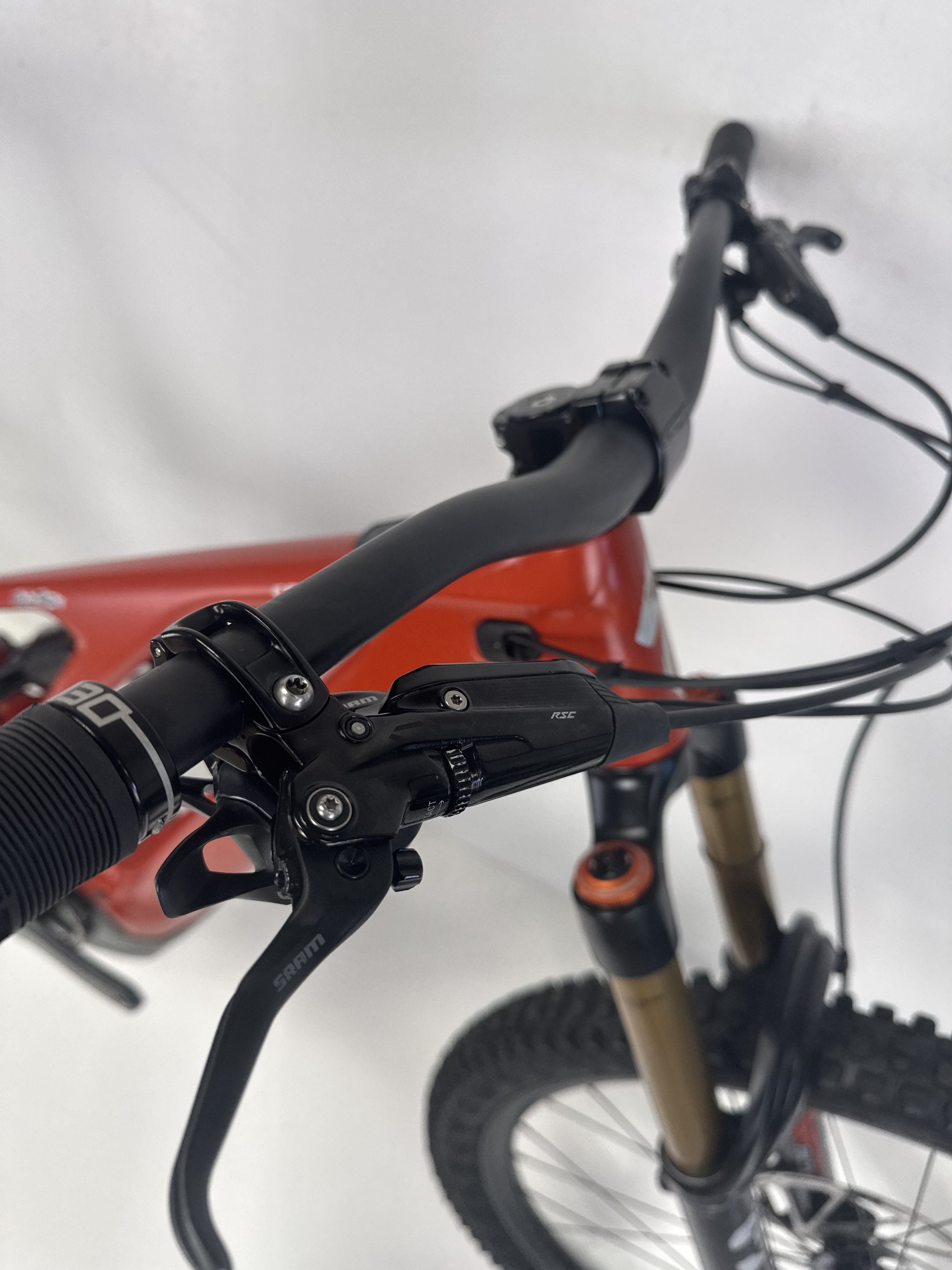 3_275 - 07 Brake Levers.jpg