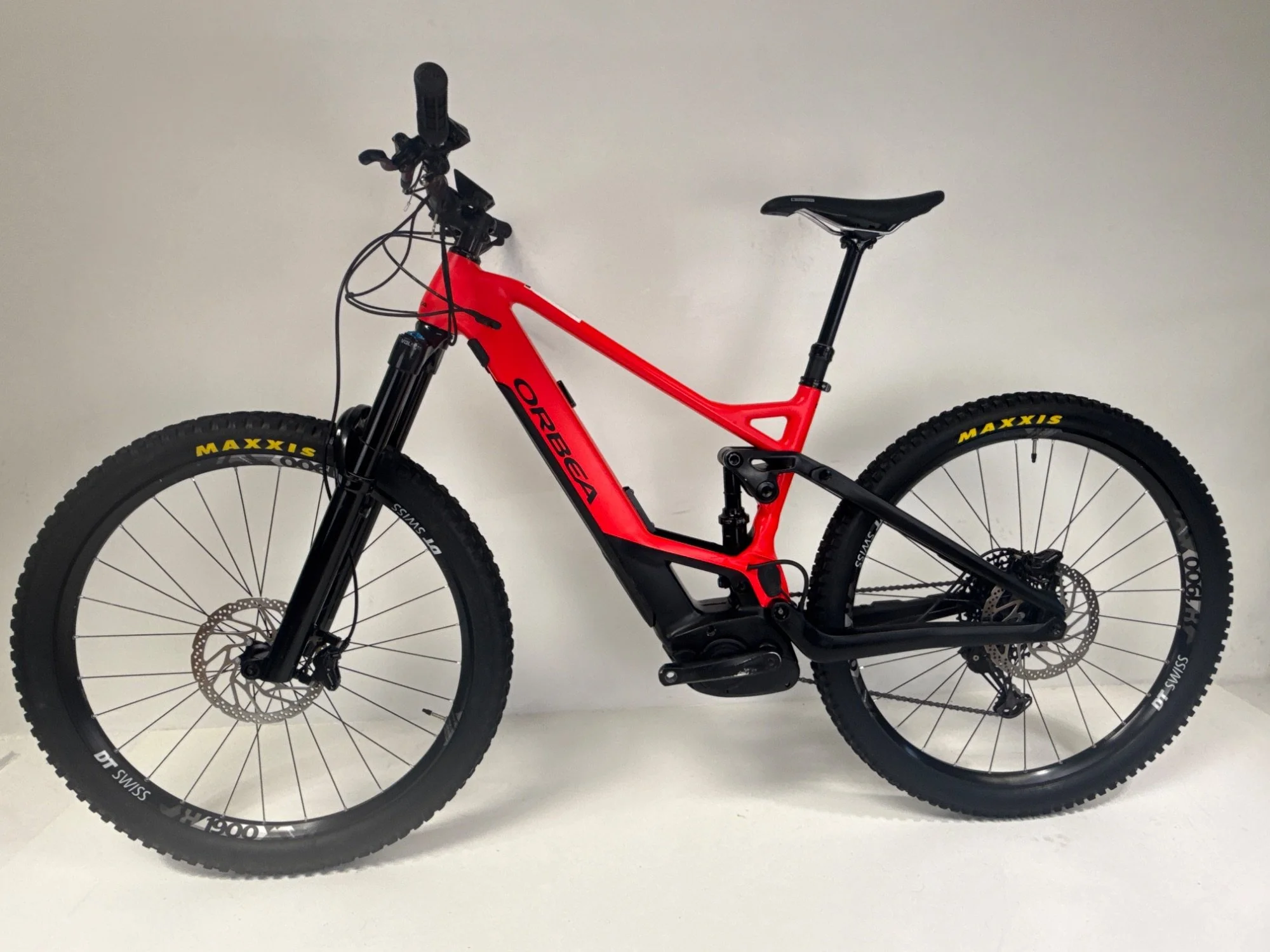 3_251 - 02 Non-Drive Side Full Bike.jpg