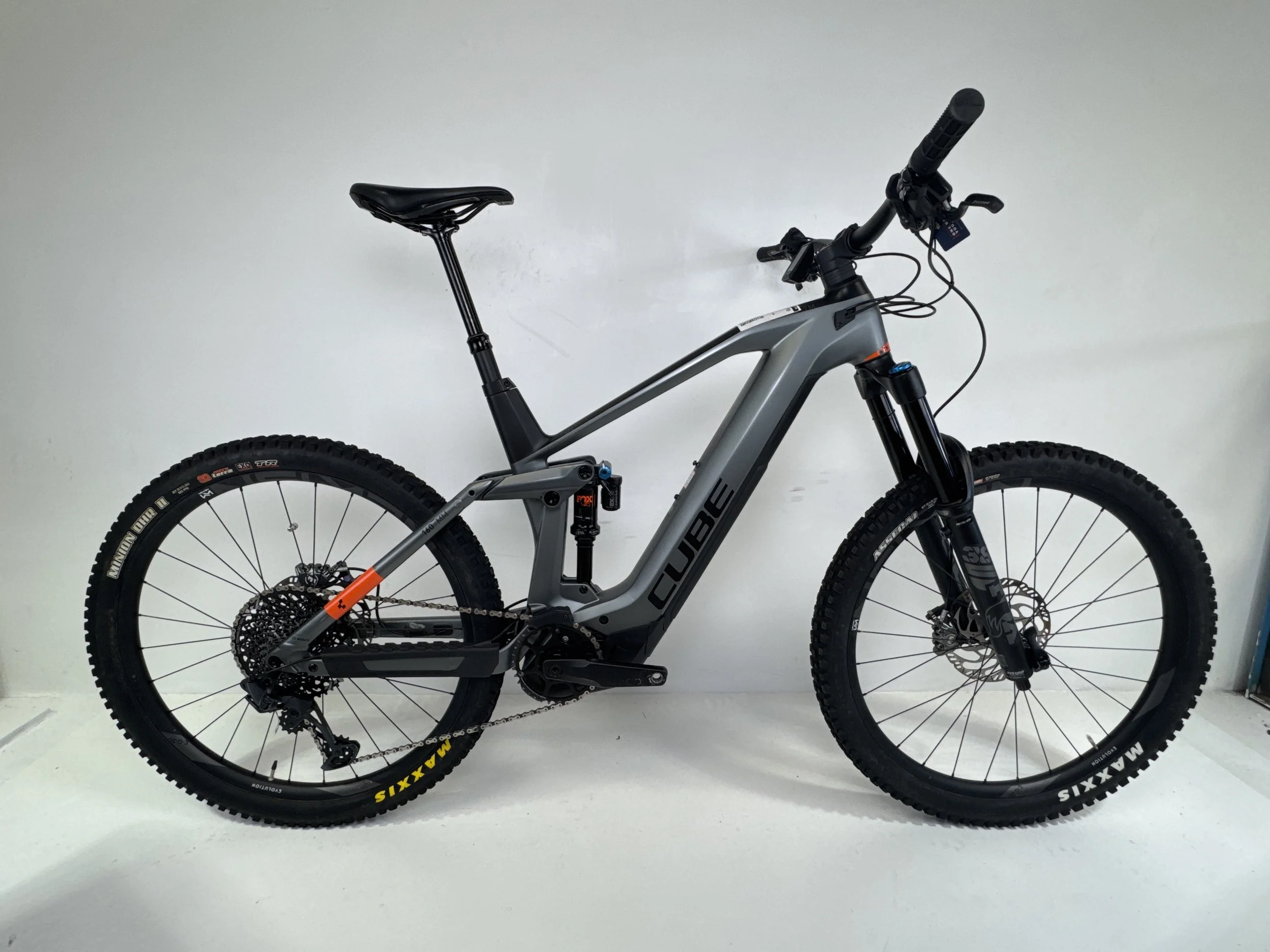 3_270 - 01 Drive Side Full Bike.jpg