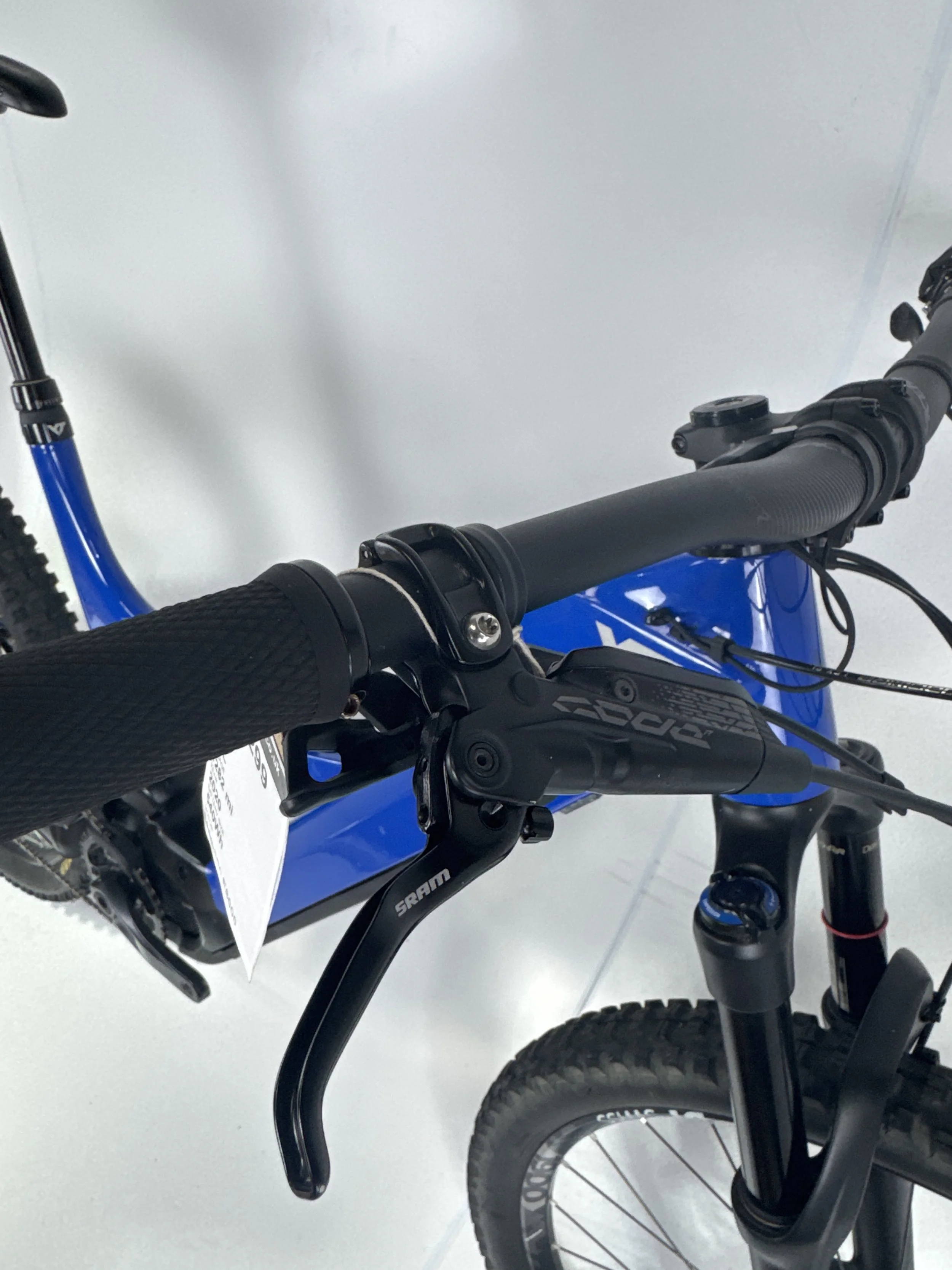 3_364 - 07 Brake Levers.jpg