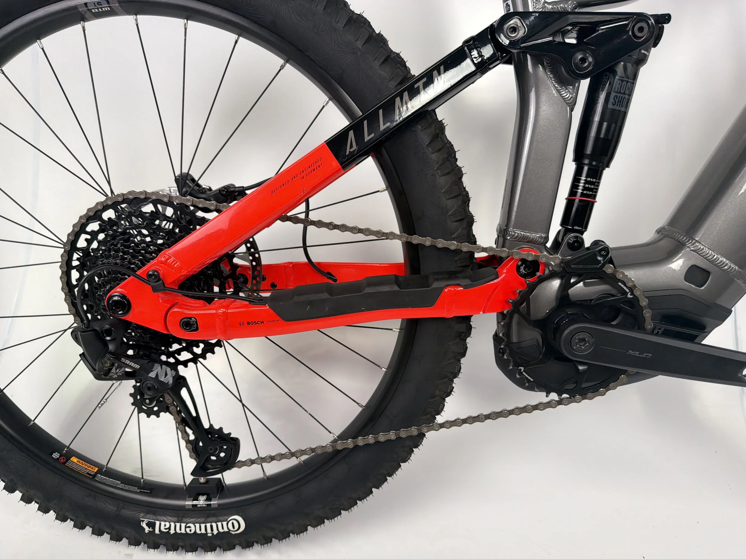 3_425 - 11 Drivetrain.jpg
