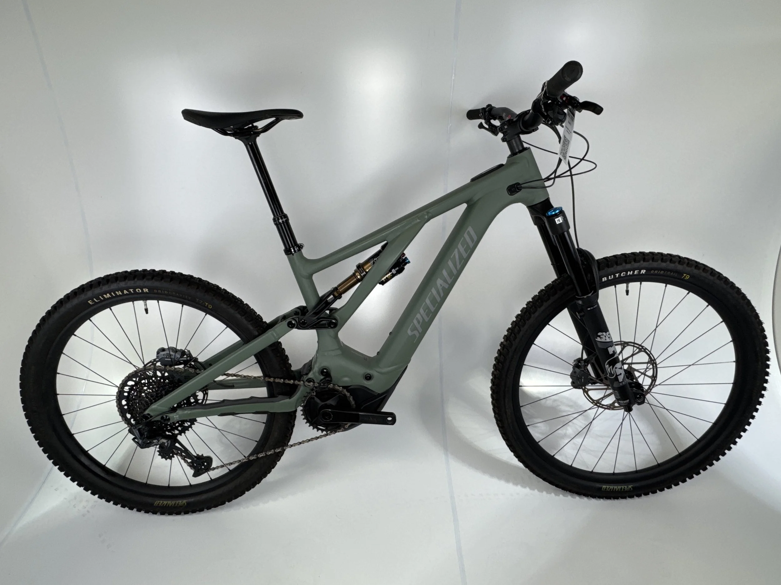 3_321 - 01 Drive Side Full Bike.jpg