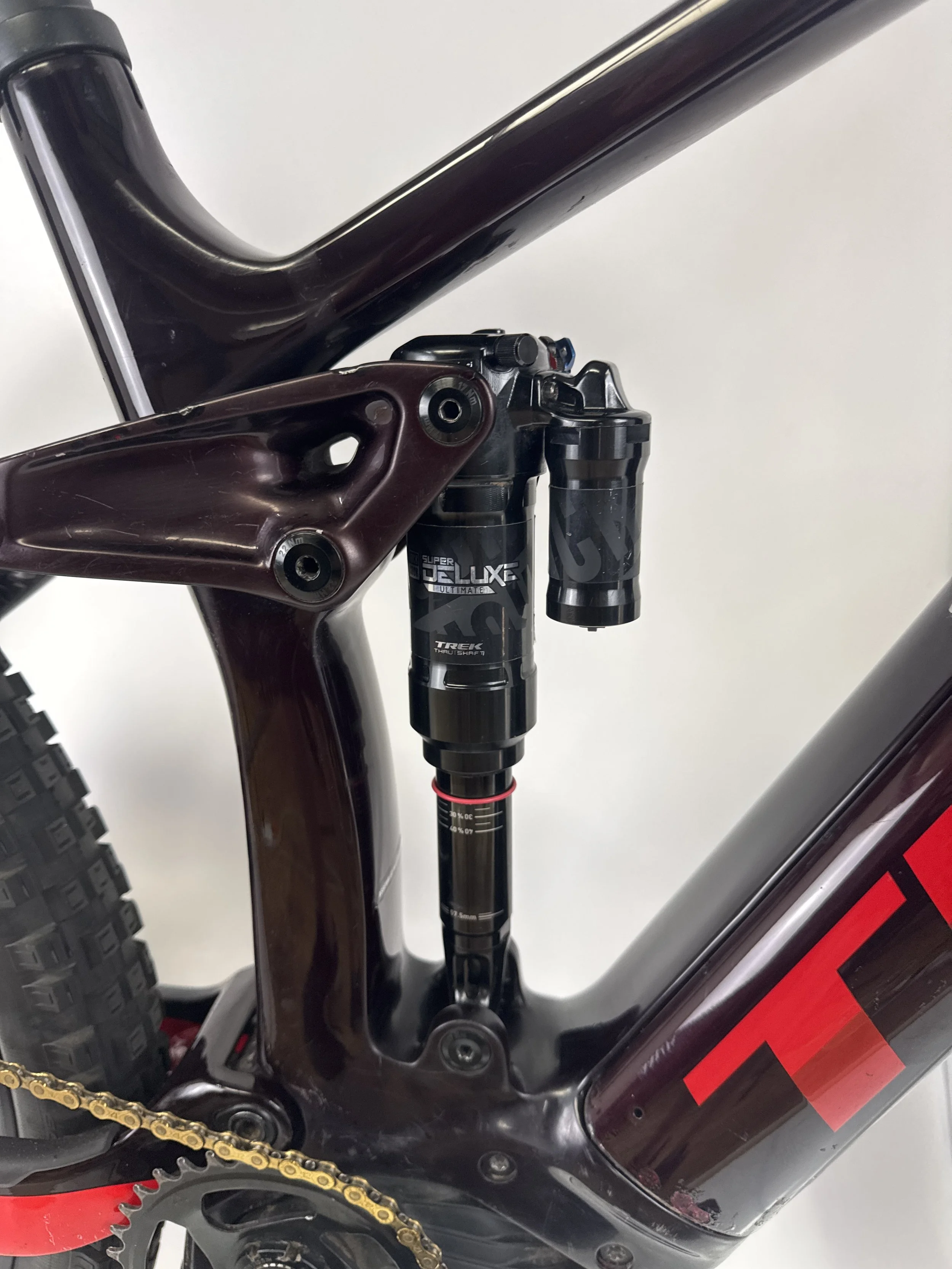 3_355 - 10 Shock.jpg