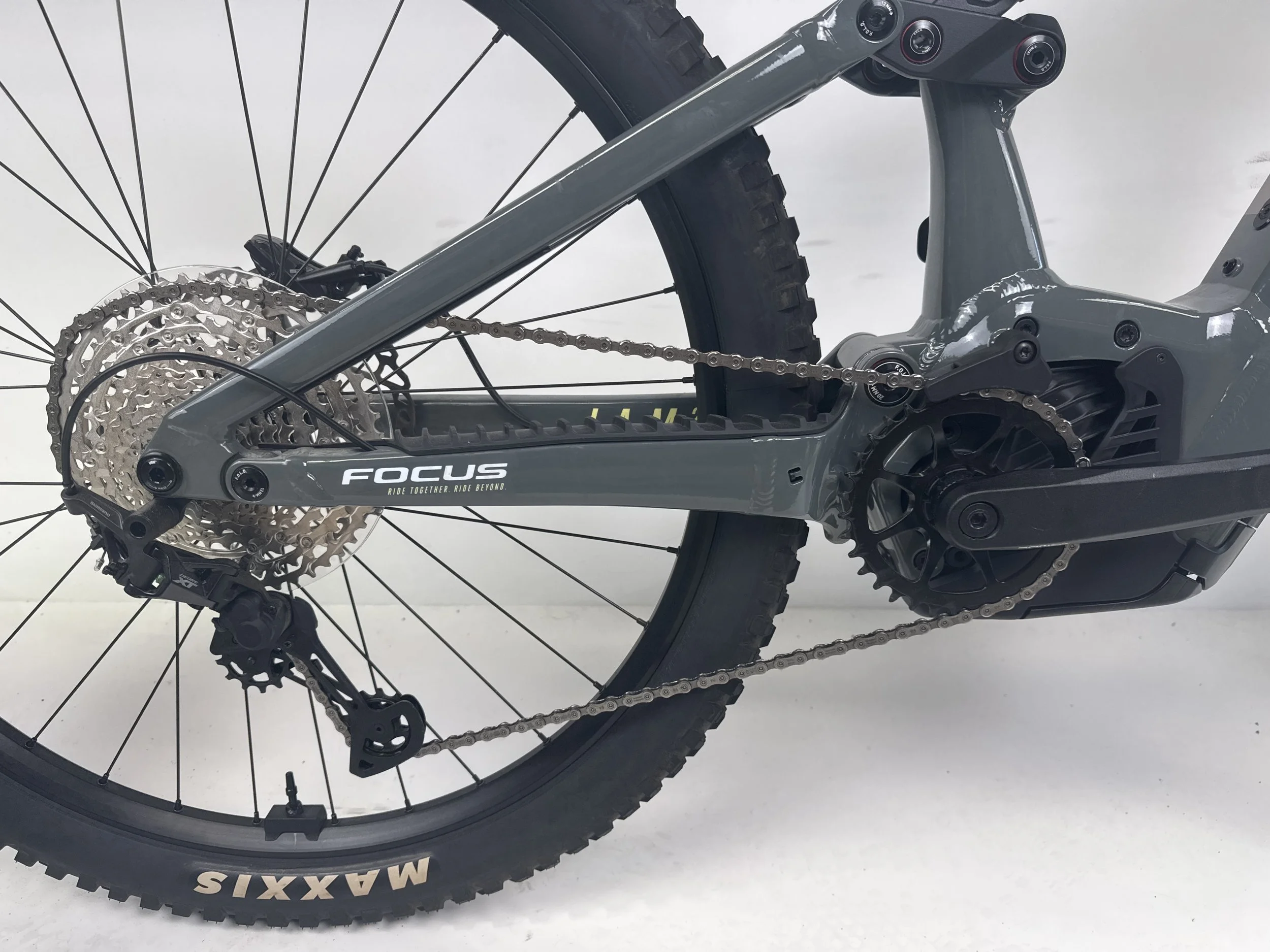 3_308 - 11 Drivetrain.jpg