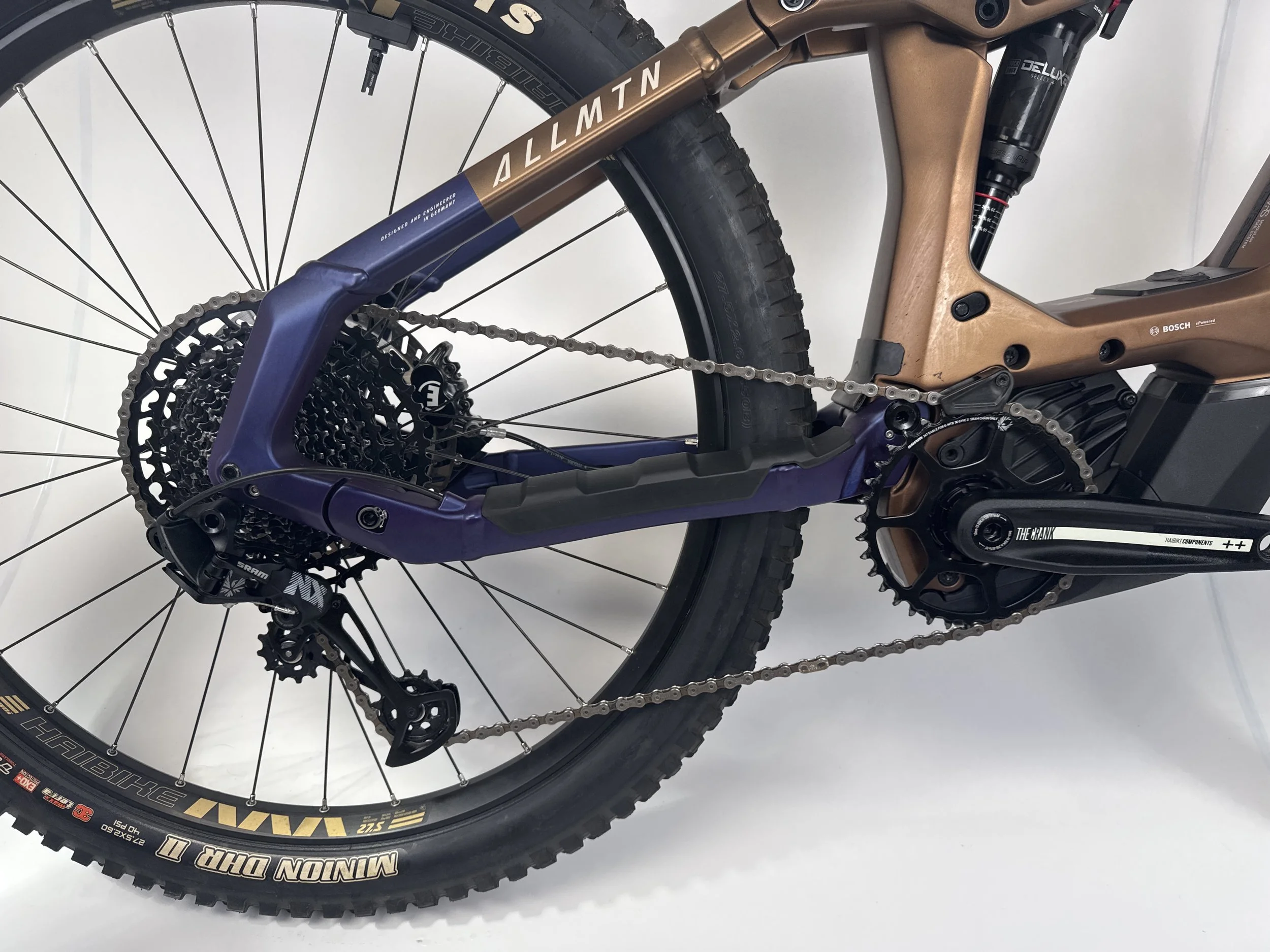 3_323 - 11 Drivetrain.jpg