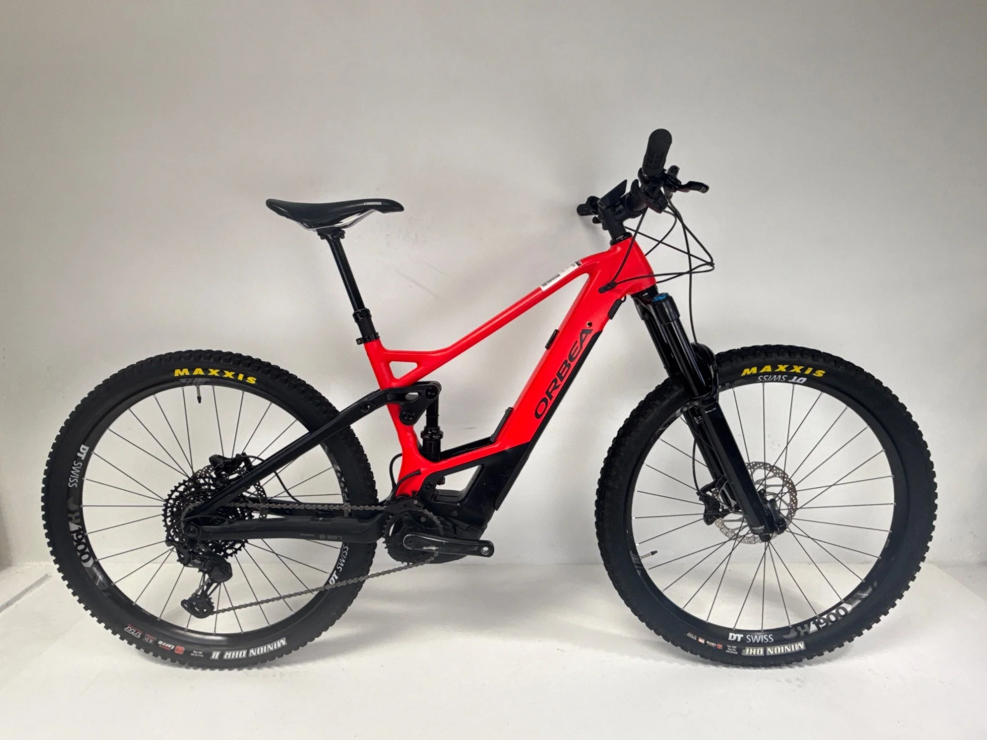 3_251 - 01 Drive Side Full Bike.jpg