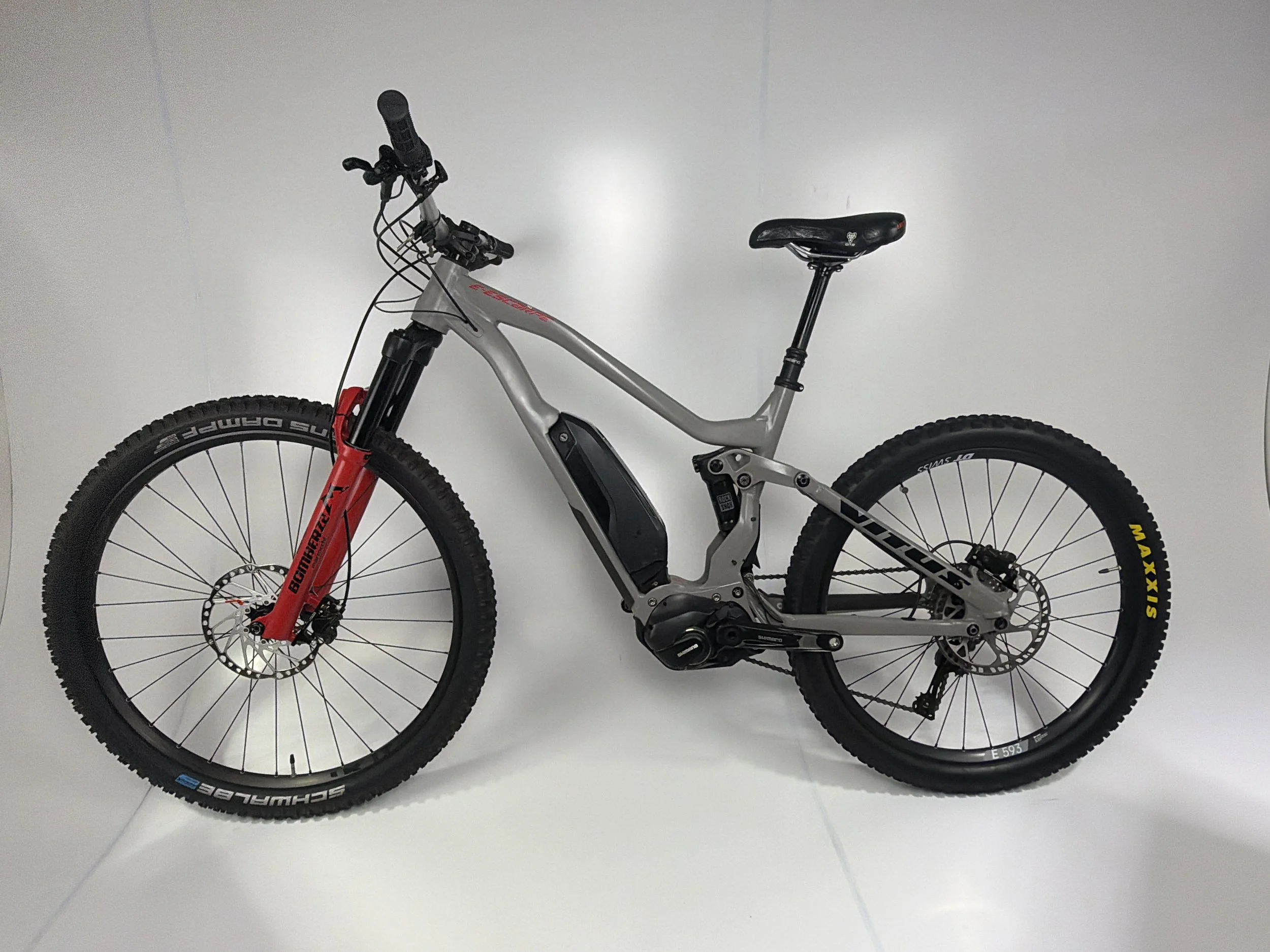 3_406 - 02 Non-Drive Side Full Bike.jpg