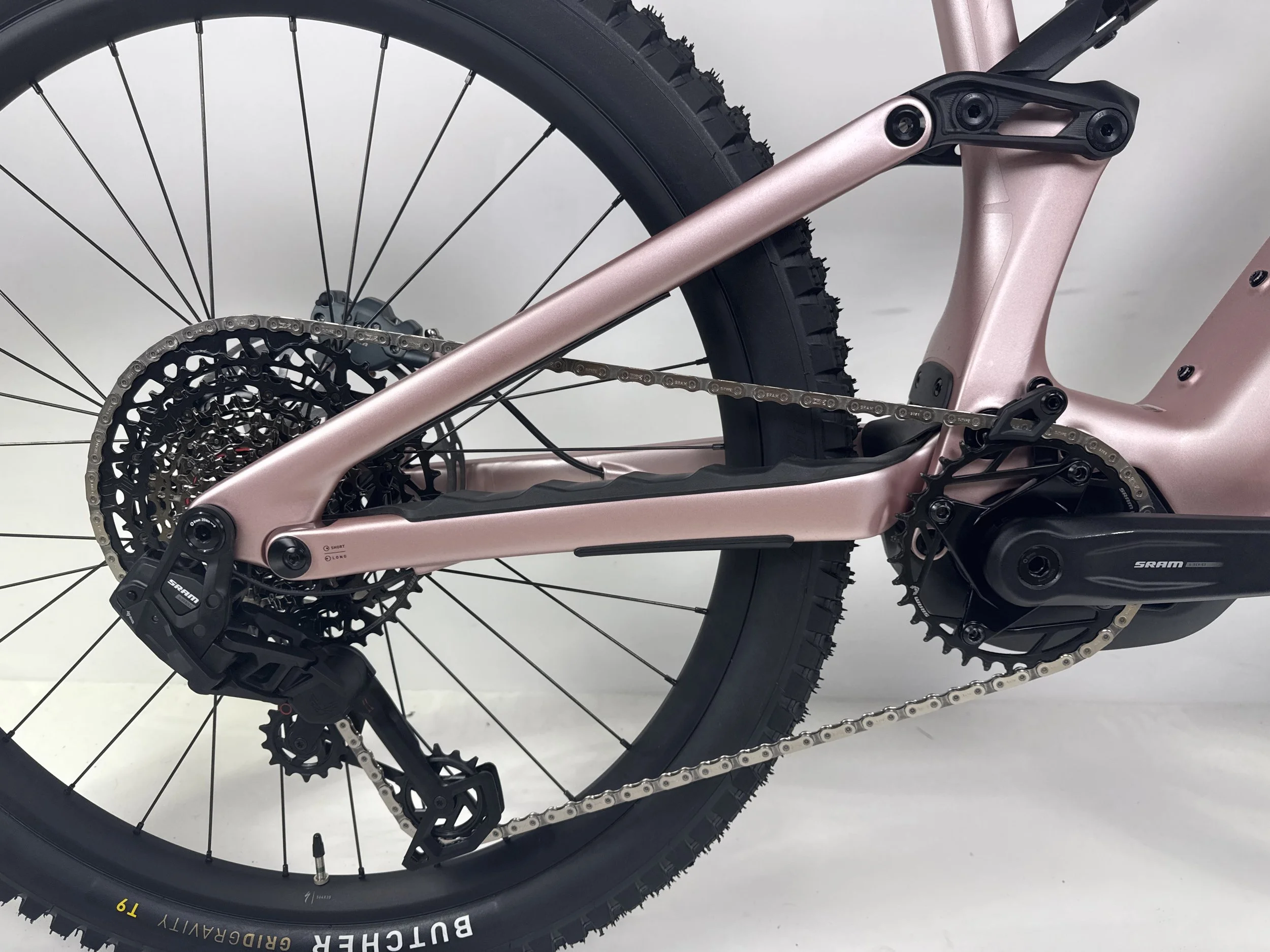 3_277 - 11 Drivetrain.jpg