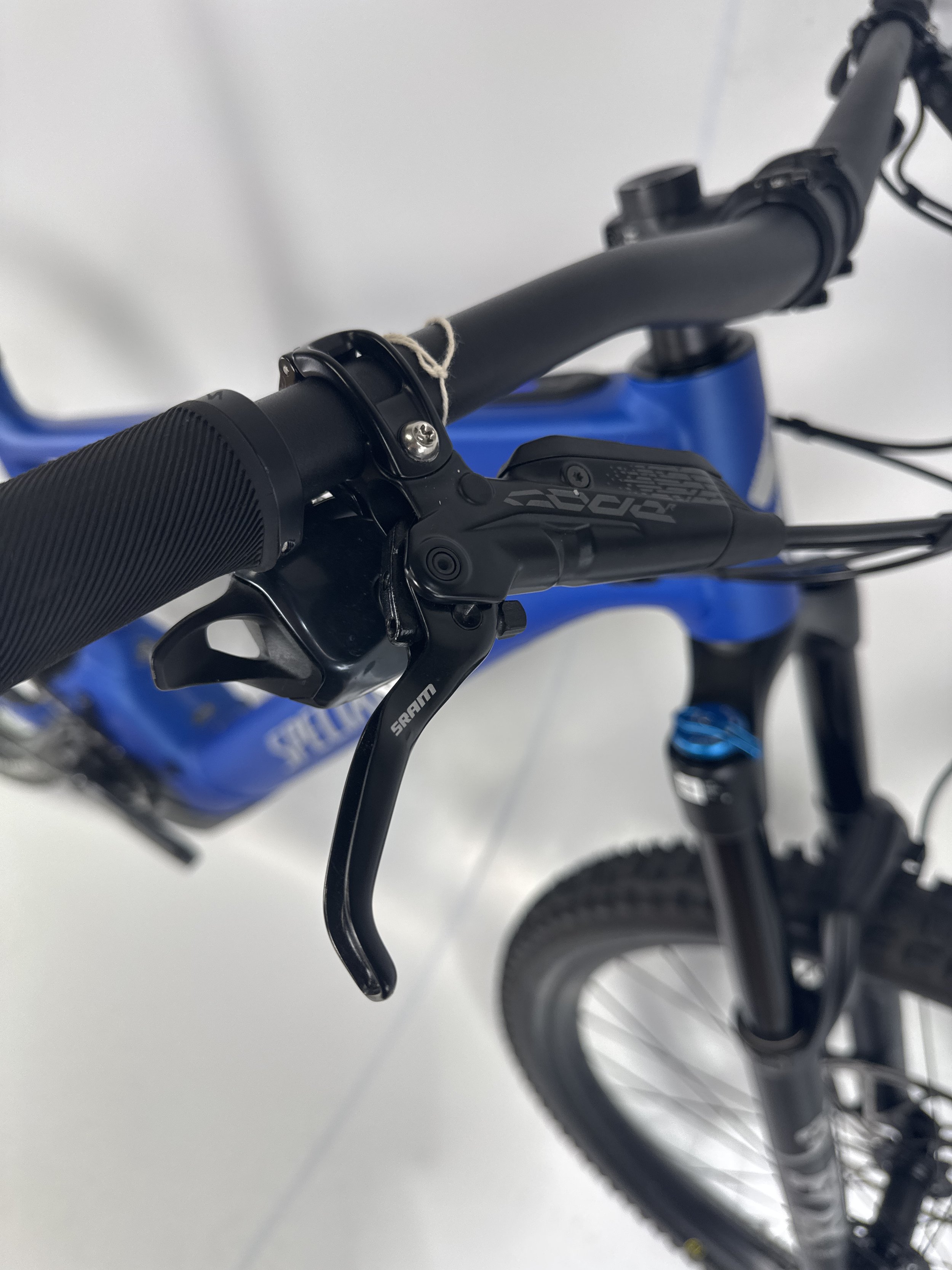 3_382 - 07 Brake Levers.jpg
