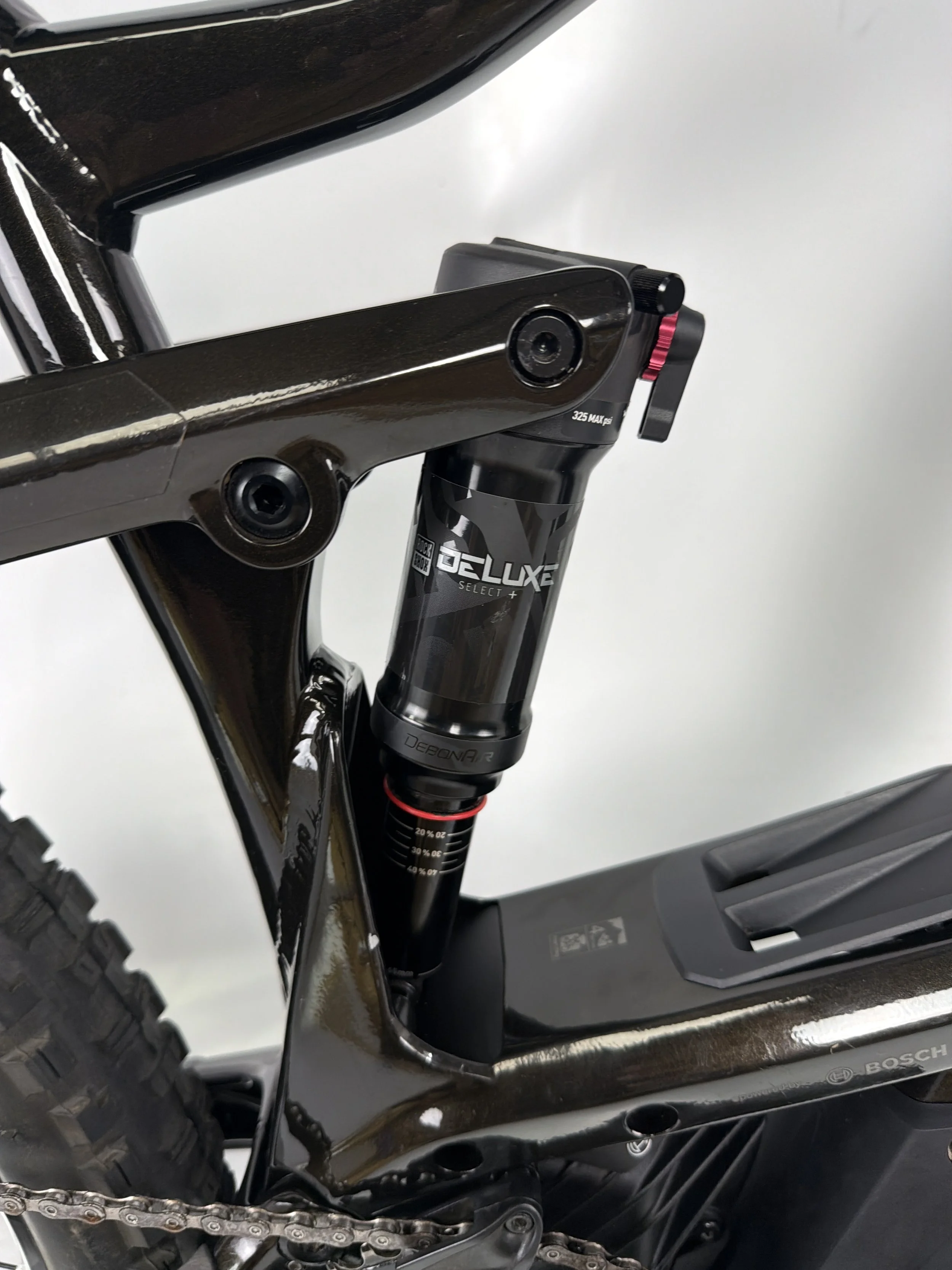 3_495 - 10 Shock.jpg