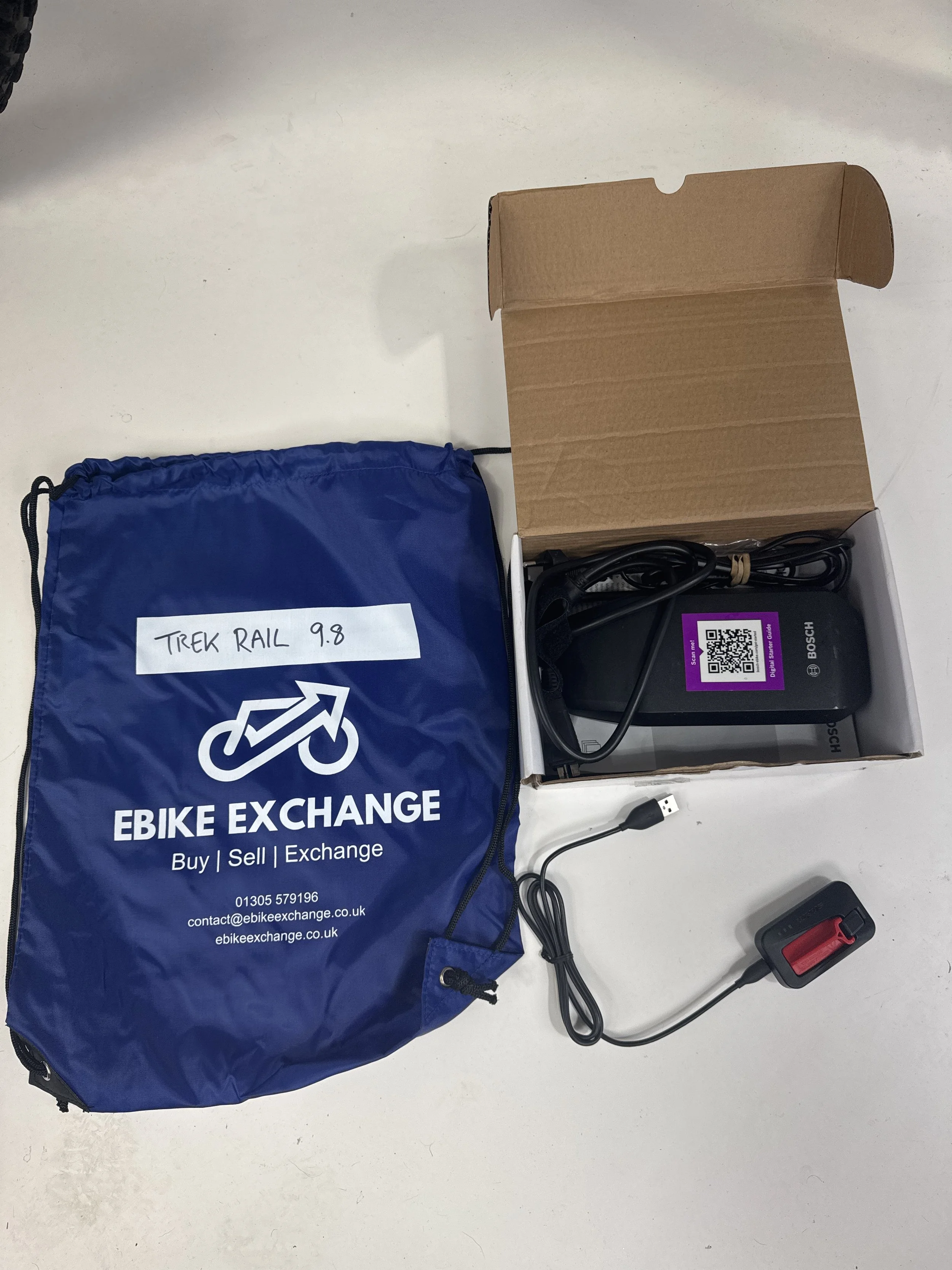 3_265 - 12 Charger Manuals Service Reports Box Contents.jpg
