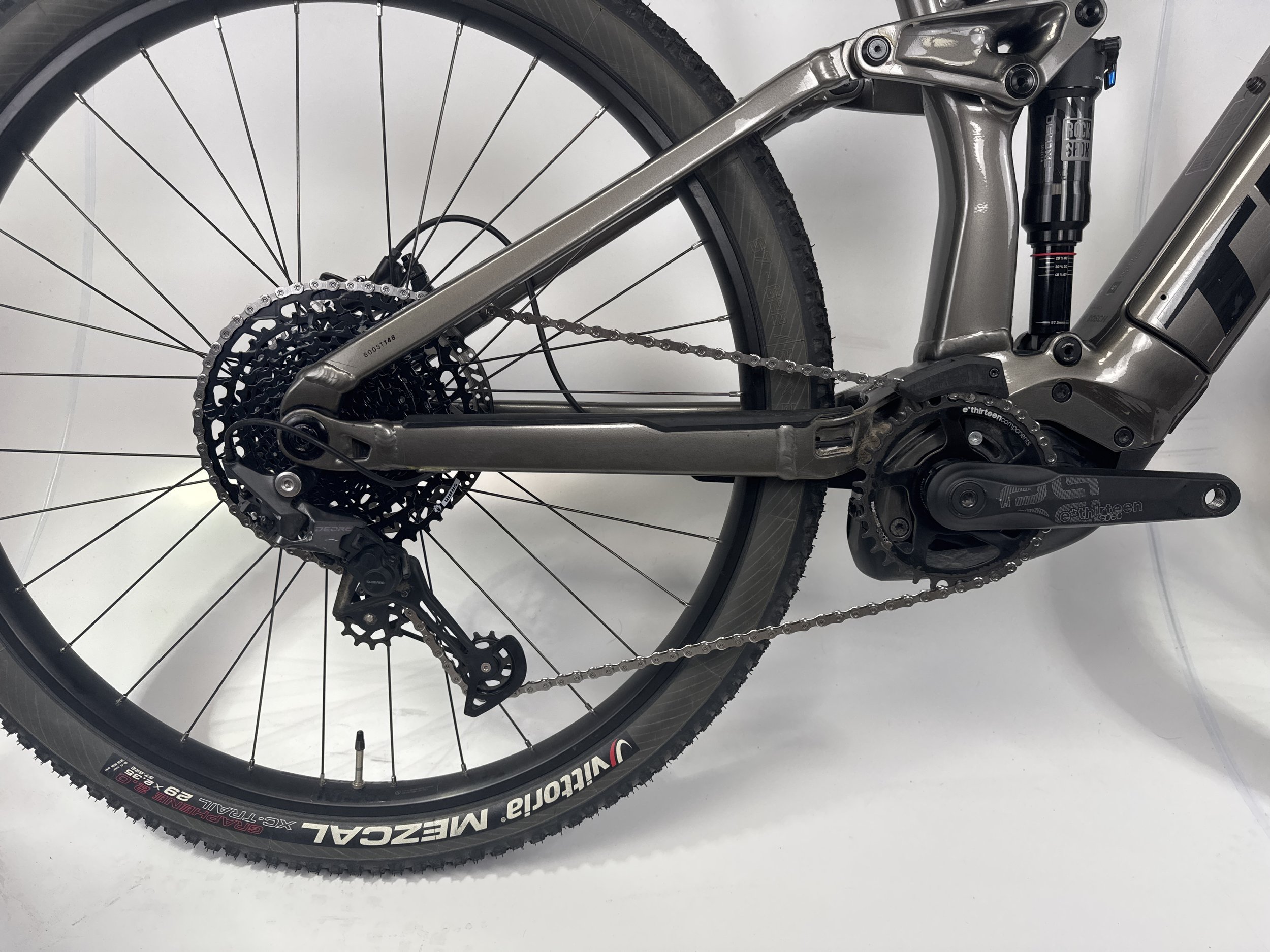 3_353 - 11 Drivetrain.jpg