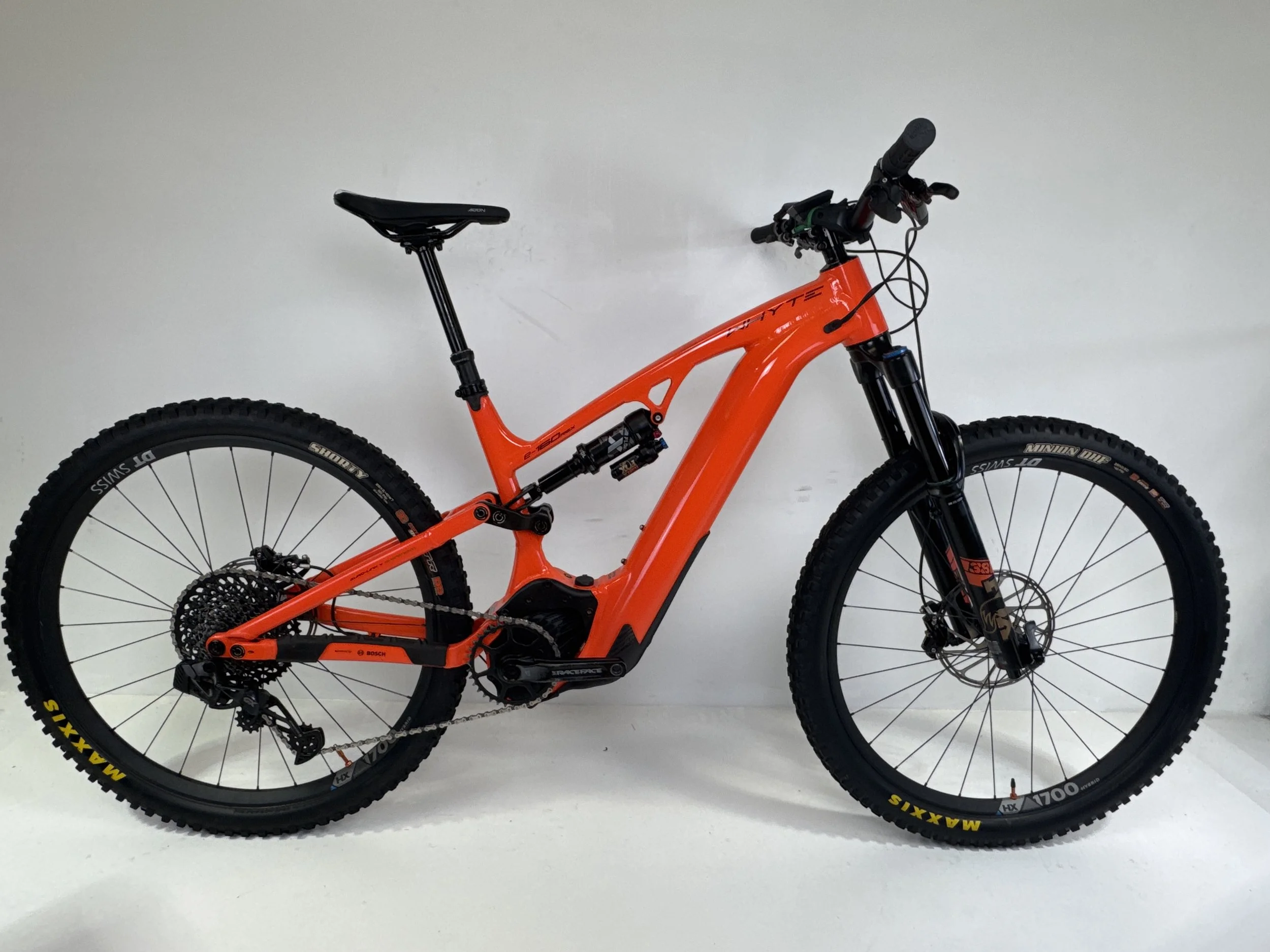 3_272 - 01 Drive Side Full Bike.jpg