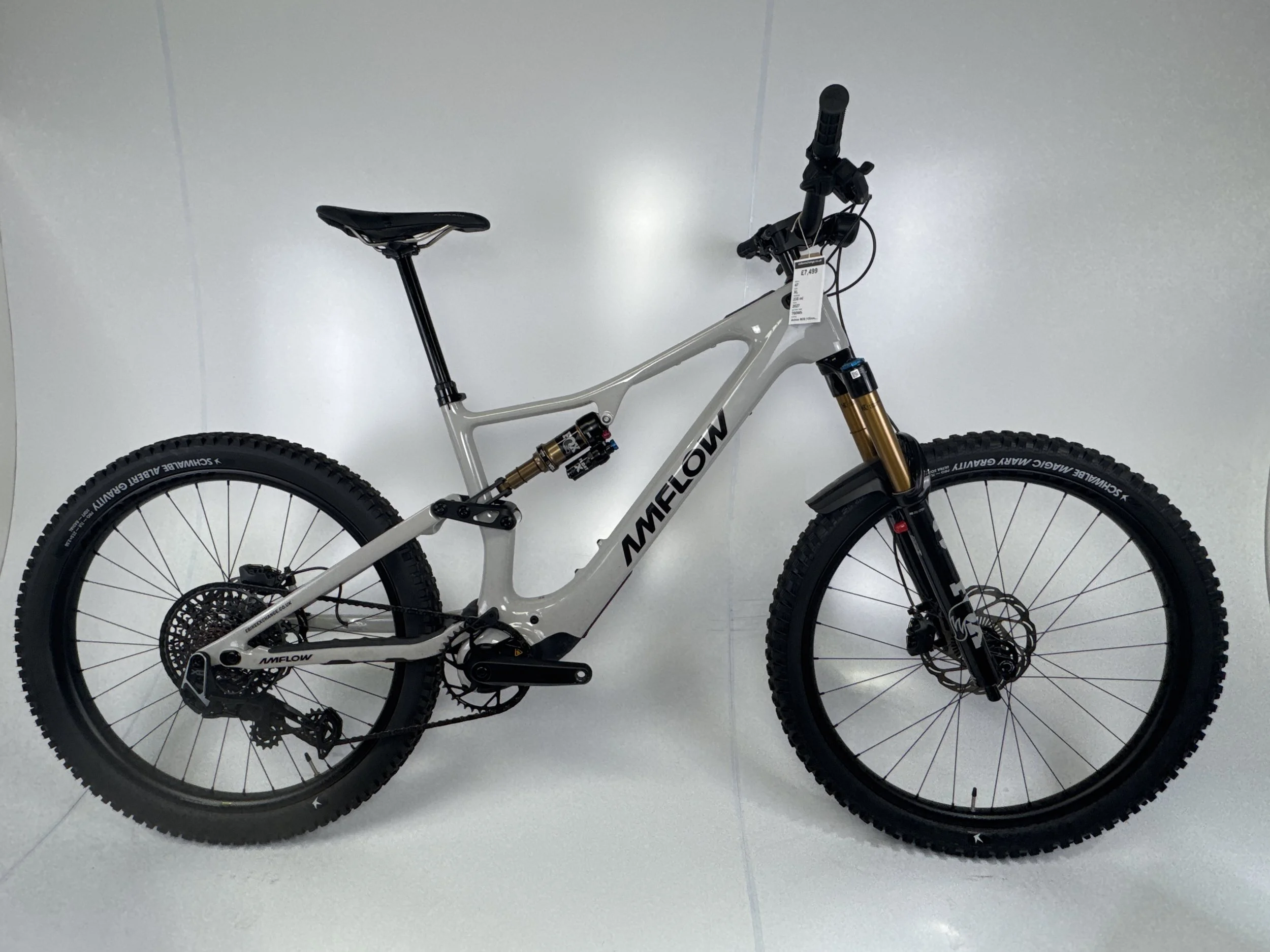 3_367 - 01 Drive Side Full Bike.jpg