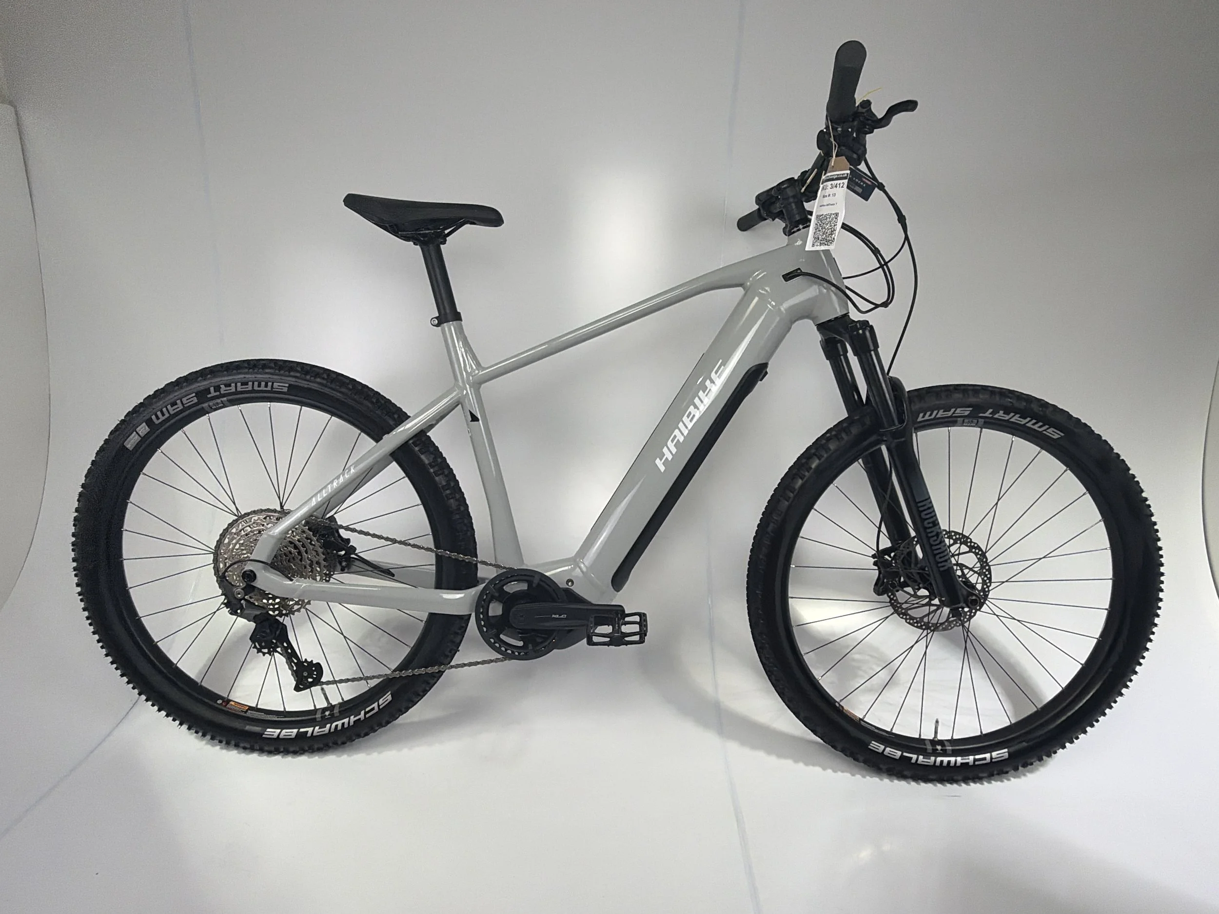 3_412 - 01 Drive Side Full Bike.jpg