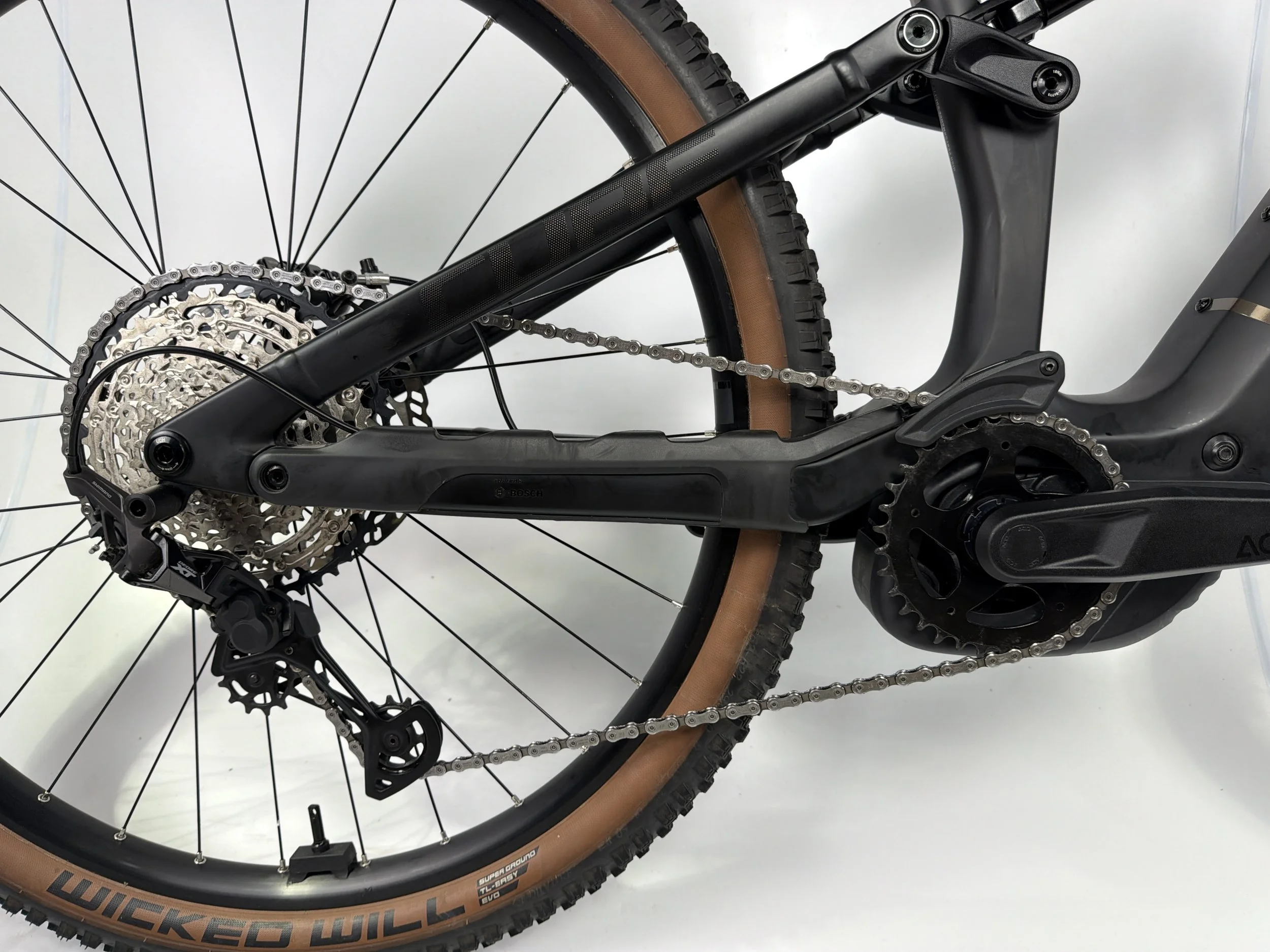 3_506 - 11 Drivetrain.jpg