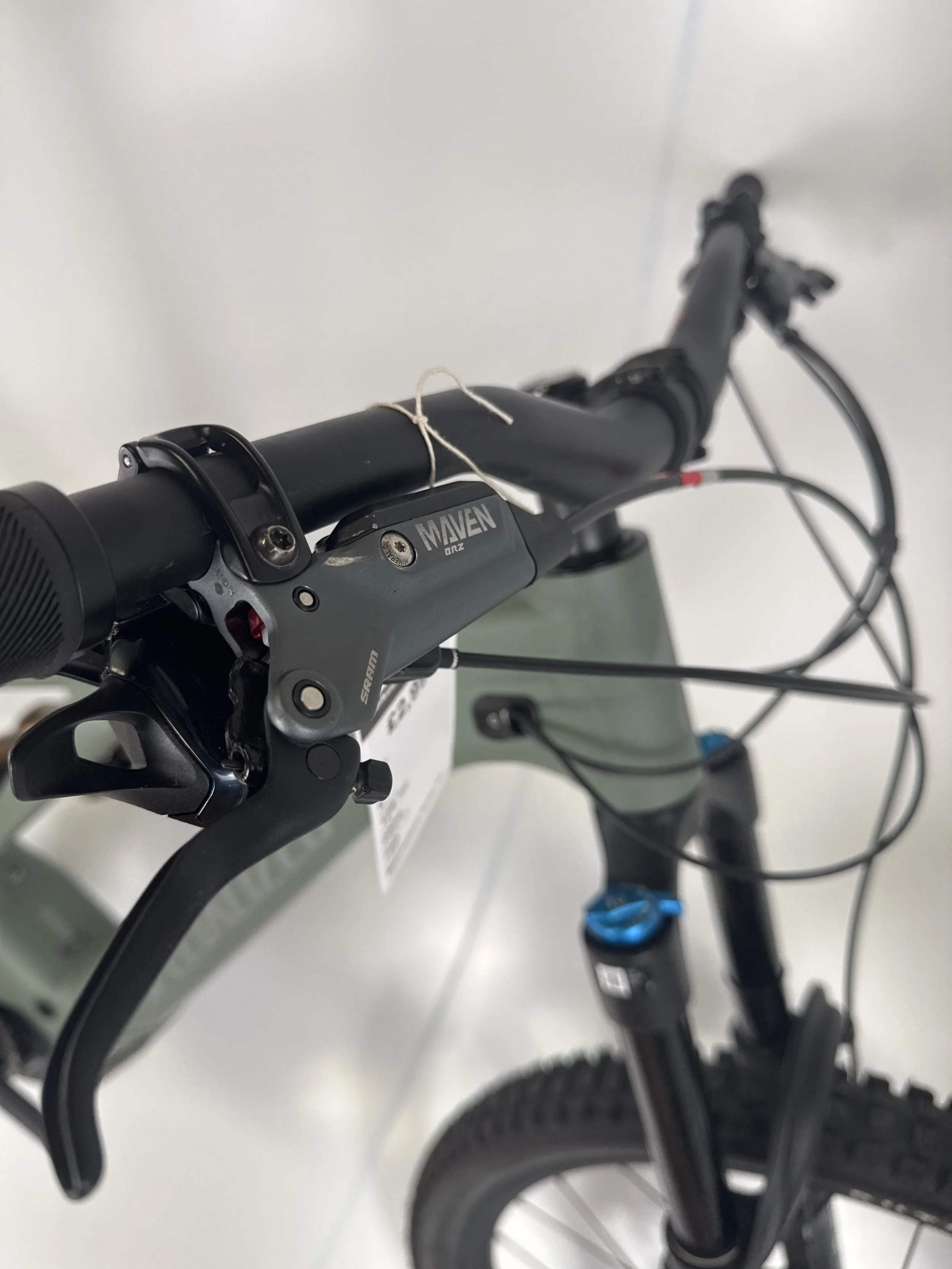 3_321 - 07 Brake Levers.jpg