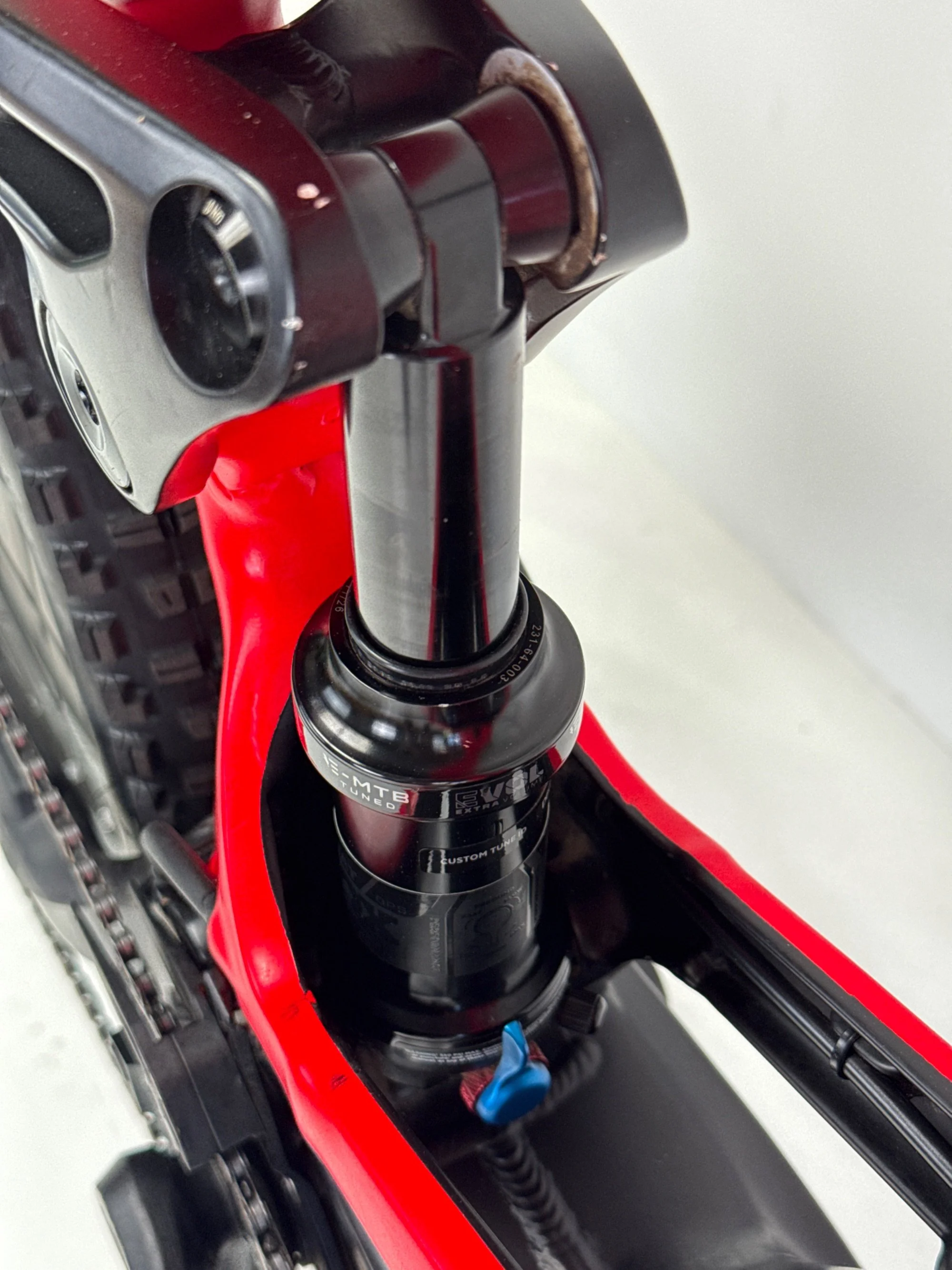 3_251 - 10 Shock.jpg
