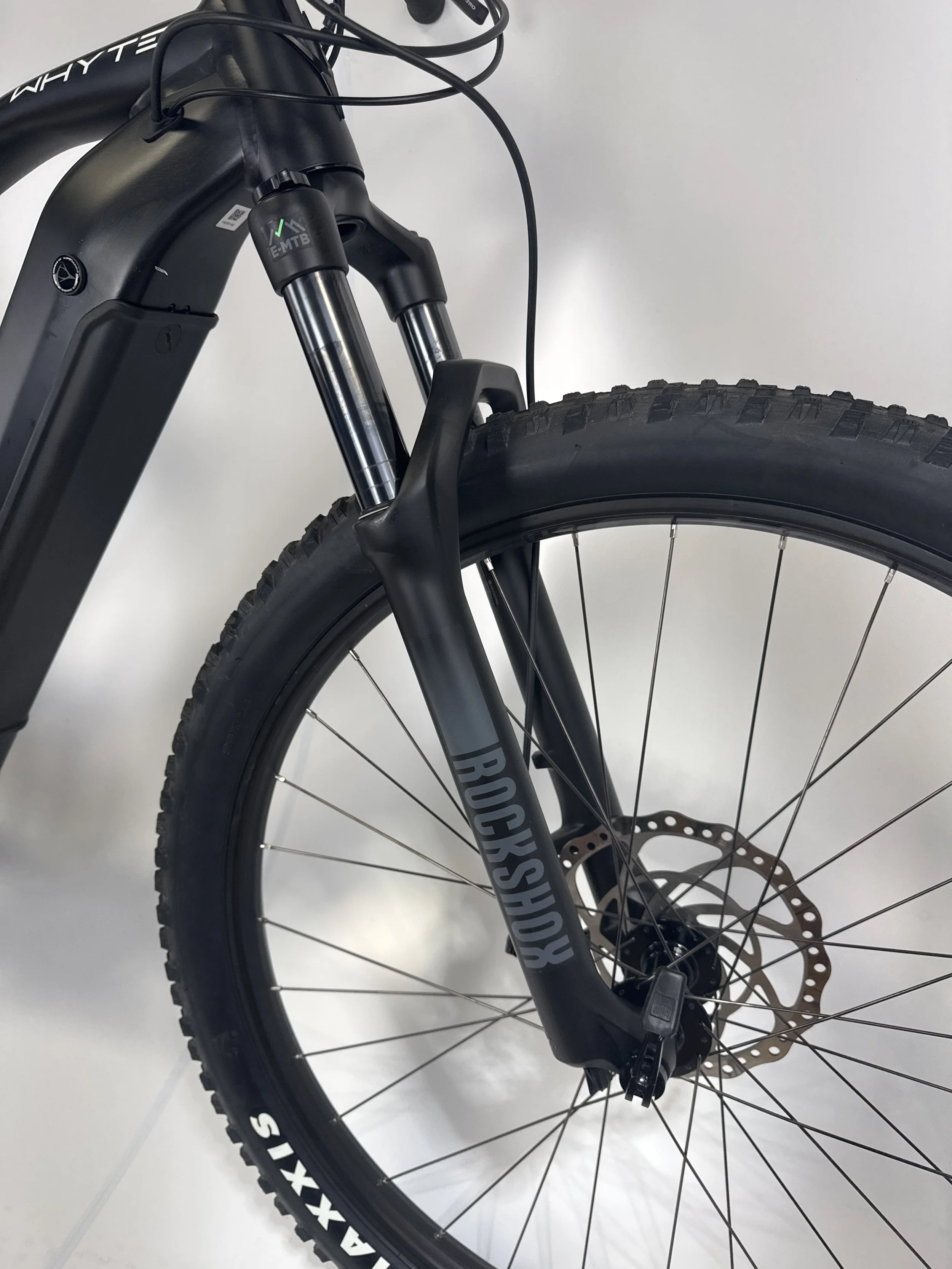 3_320 - 09 Fork.jpg