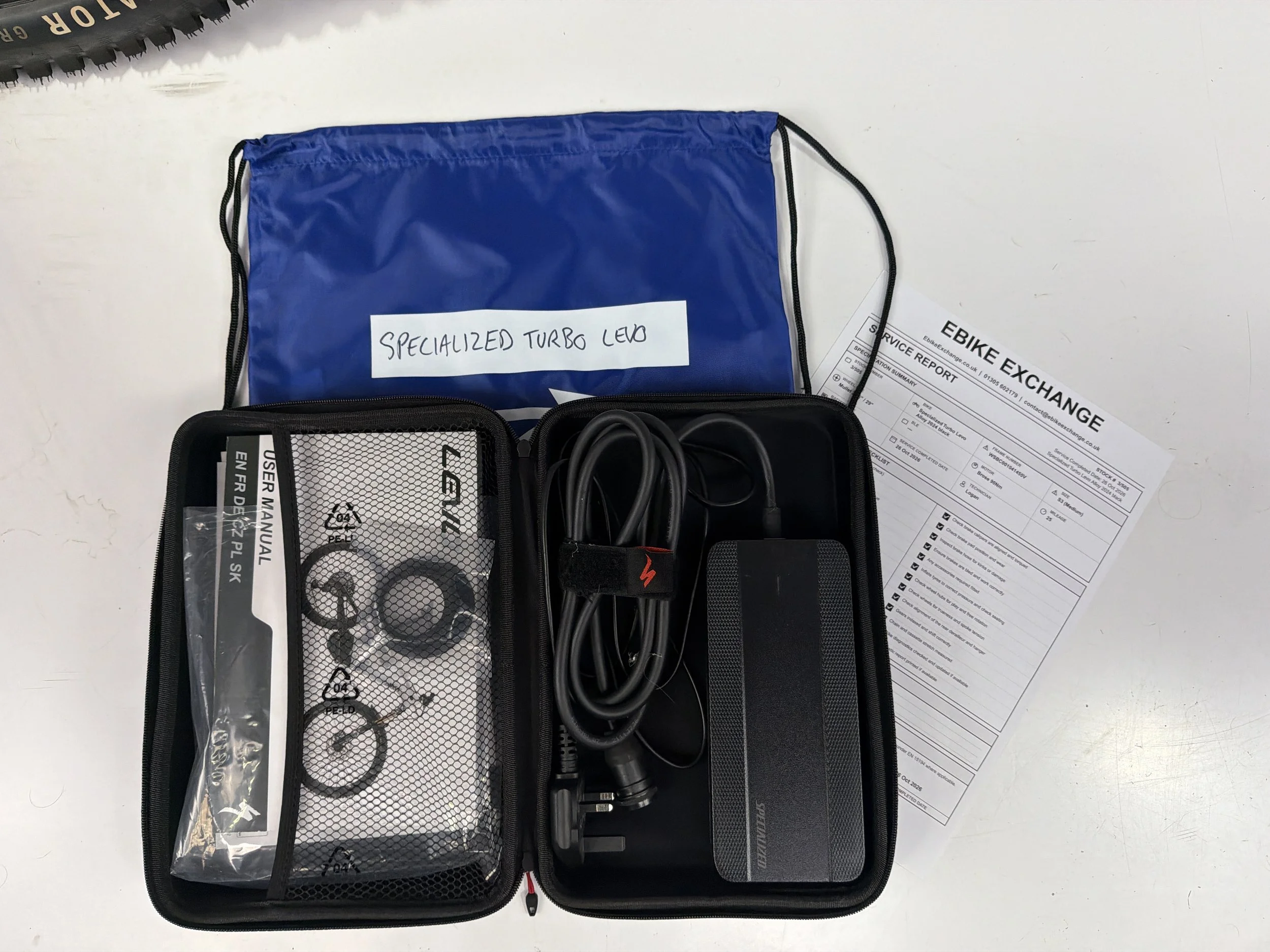 3_505 - 99 Charger Manuals Service Reports Box Contents.jpg