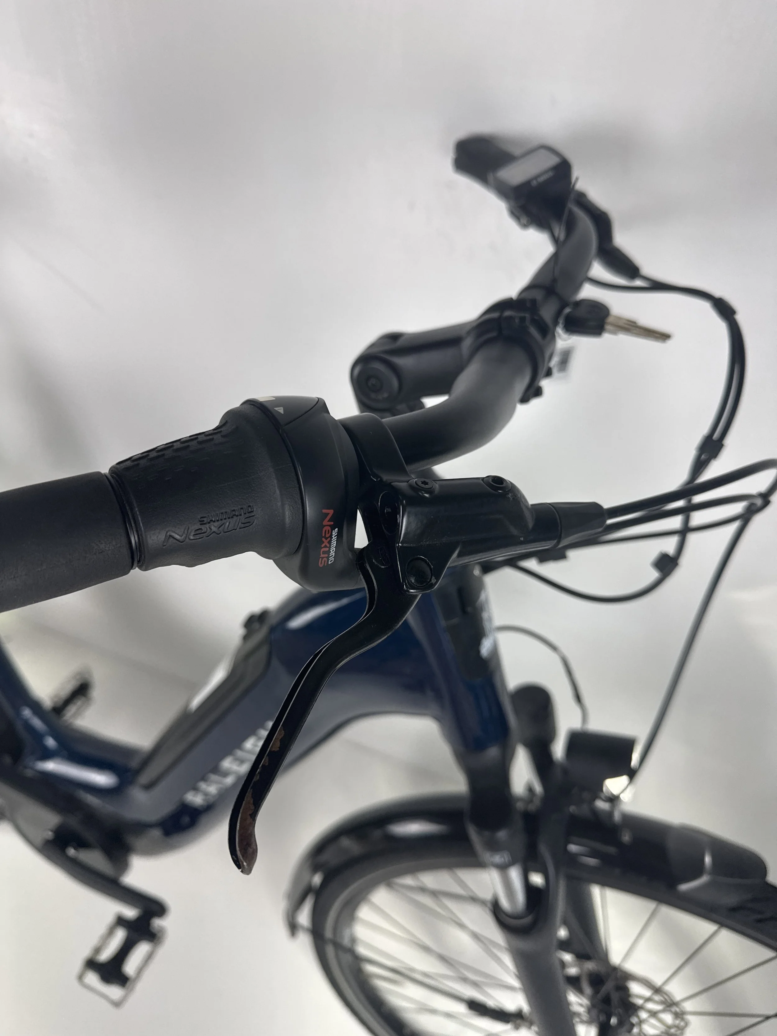 3_259 - 07 Brake Levers.jpg