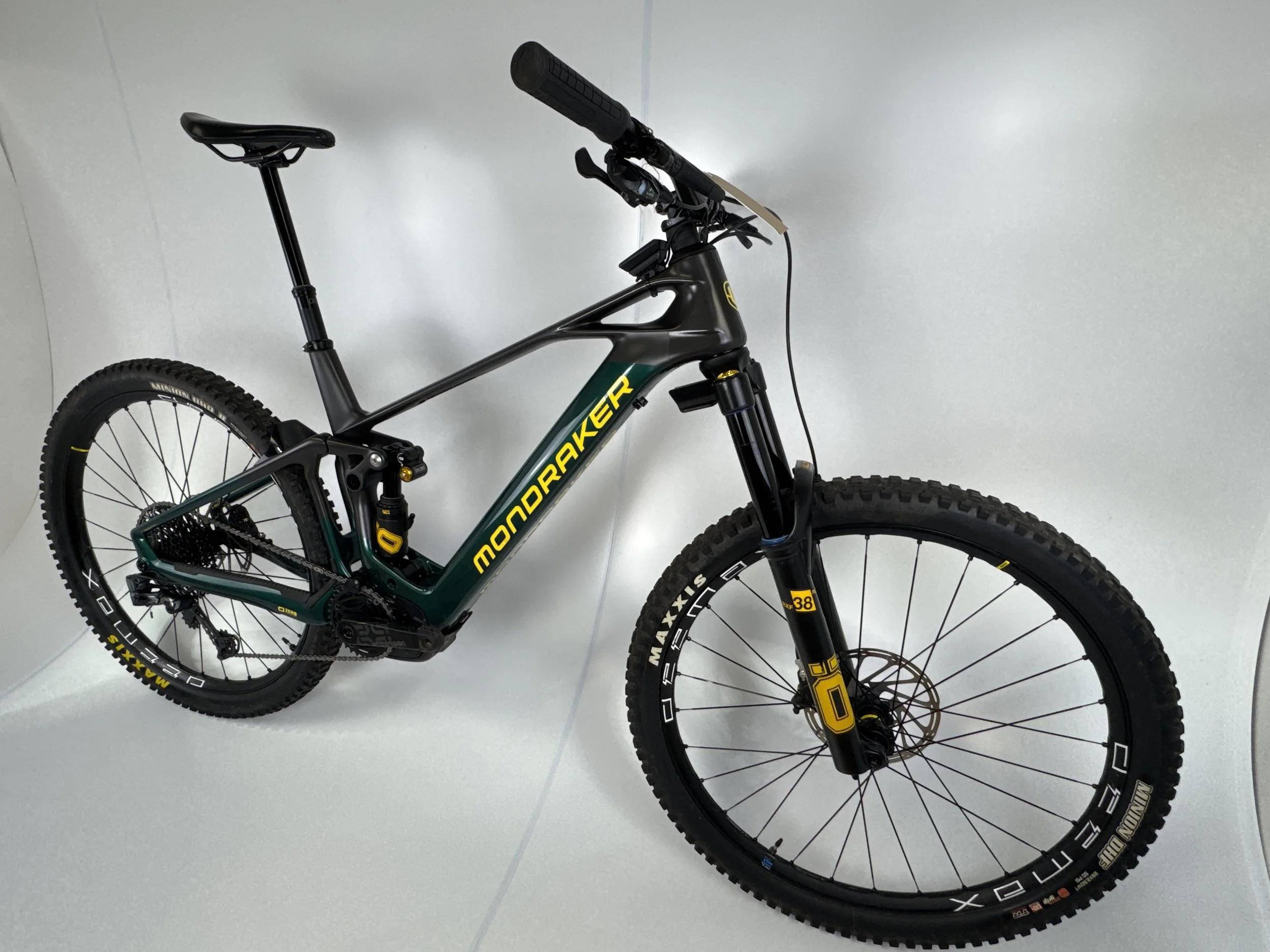3_326 - 03 Drive Side Front Quarter.jpg