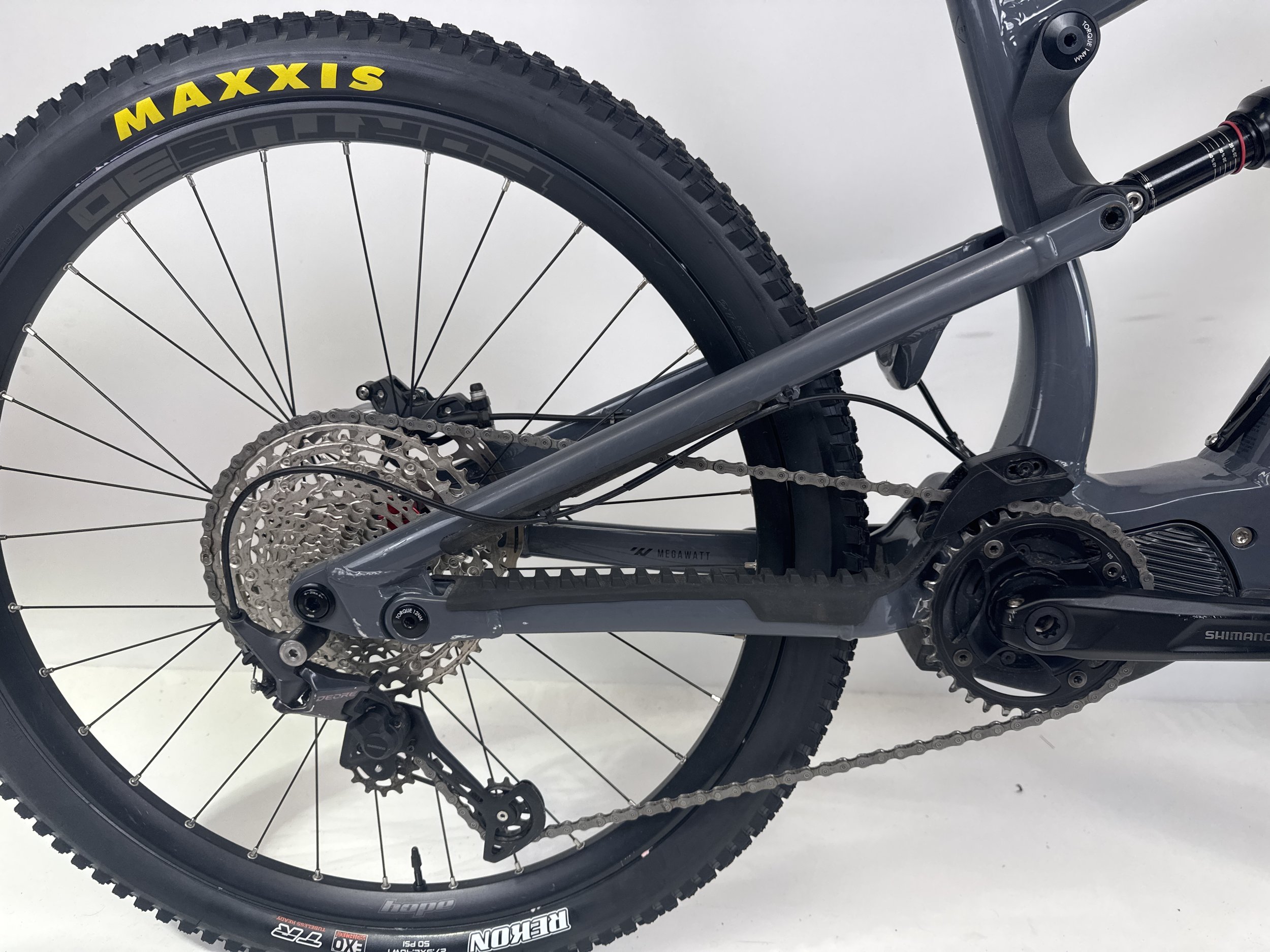 3_266 - 11 Drivetrain.jpg