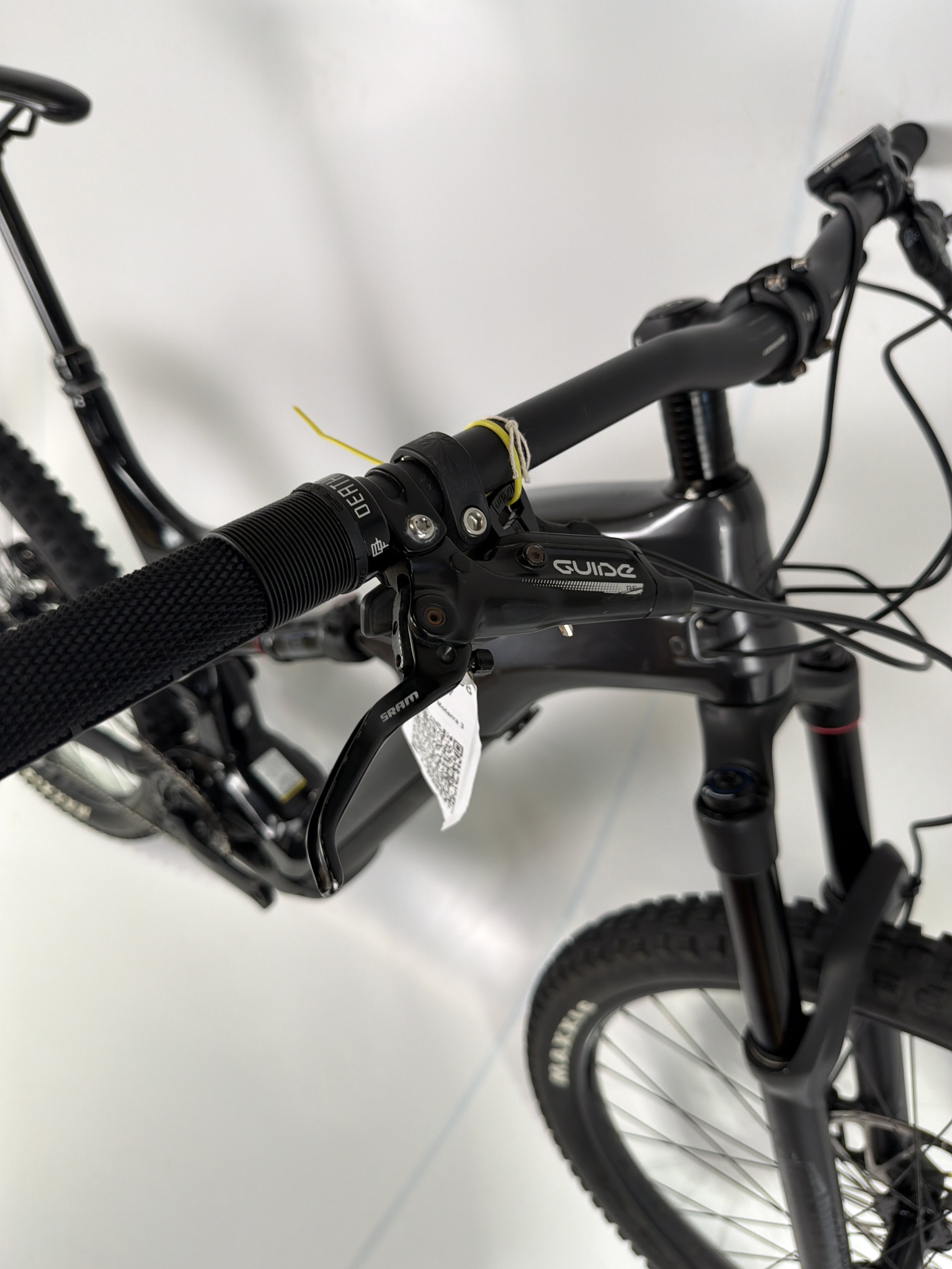 3_398 - 07 Brake Levers.jpg