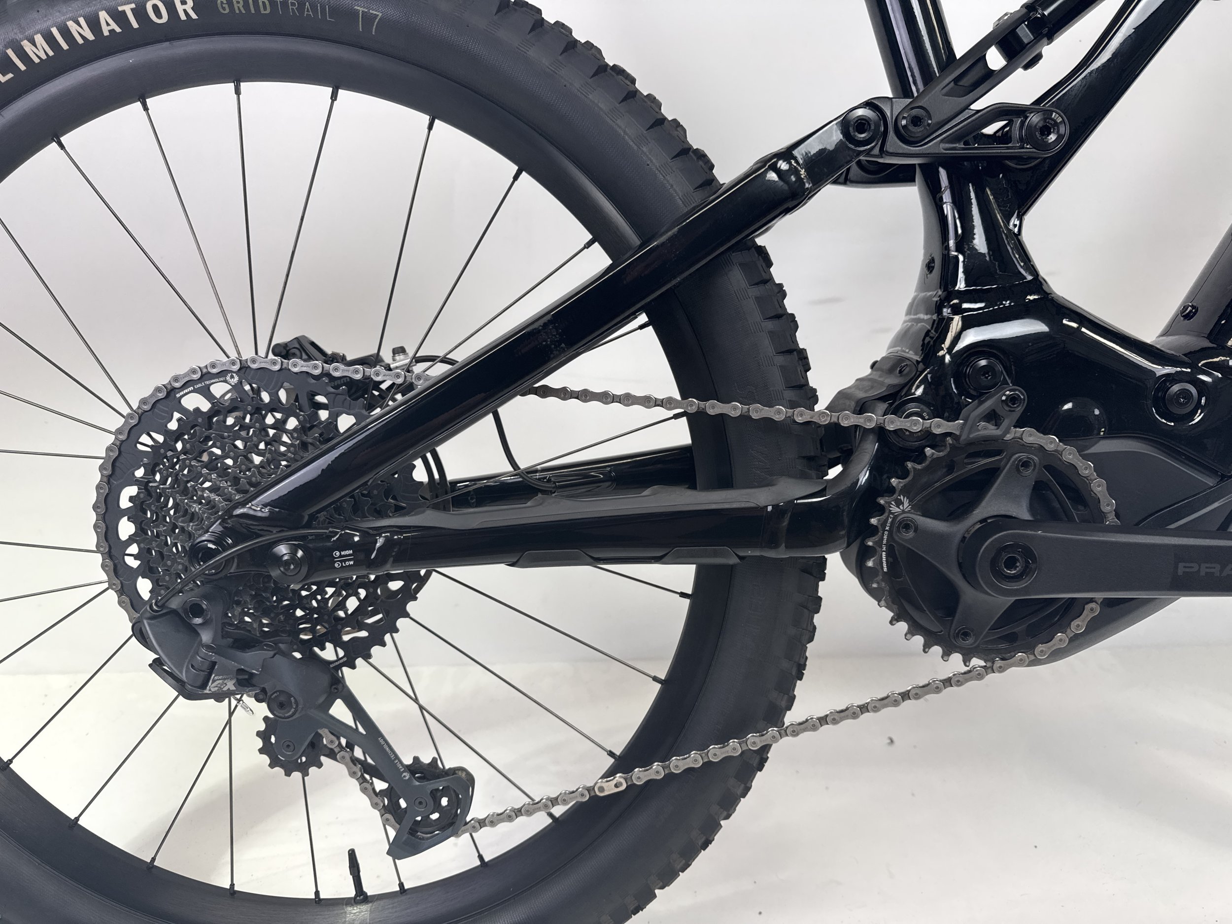3_276 - 11 Drivetrain.jpg