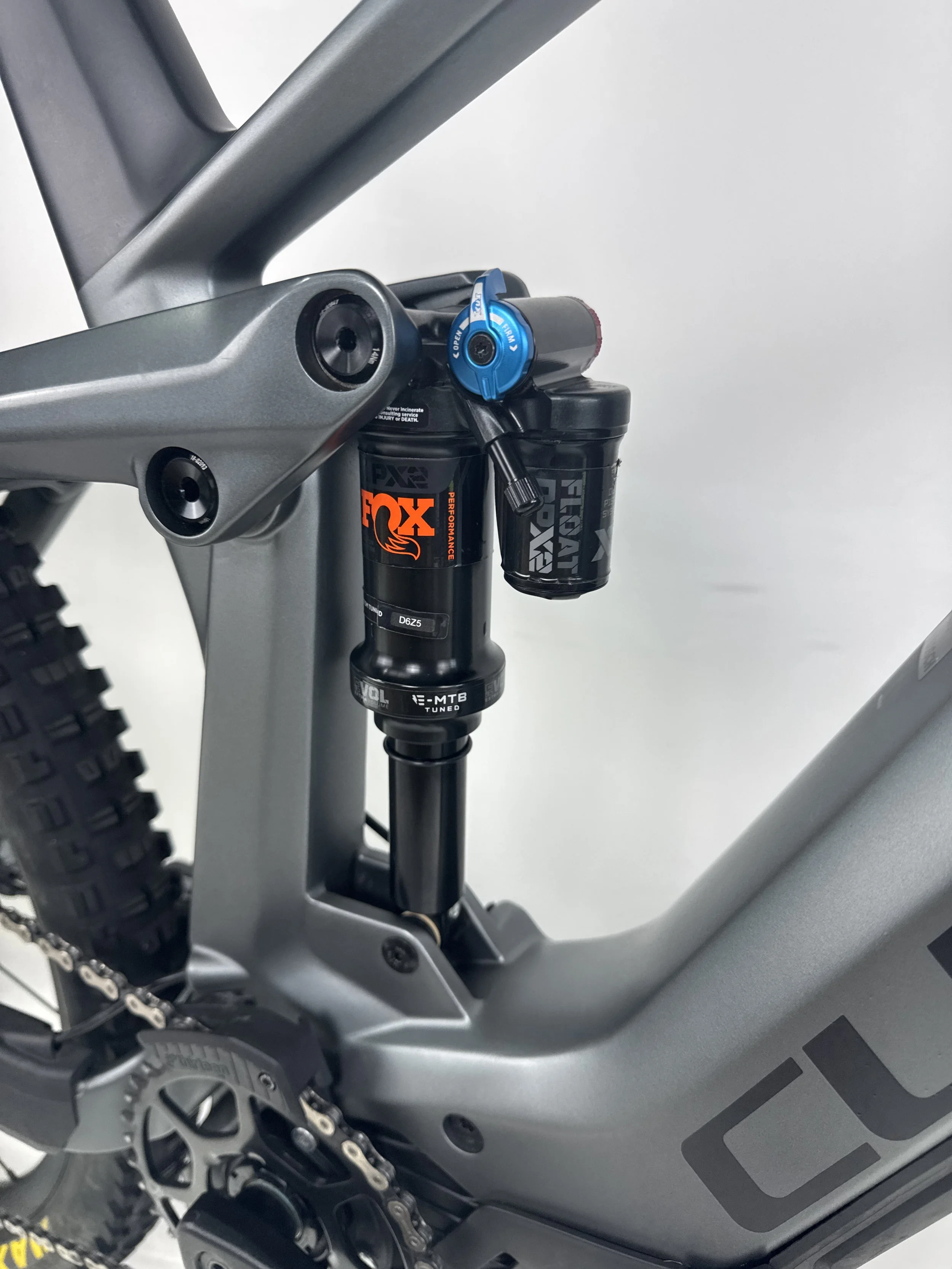 3_270 - 10 Shock.jpg