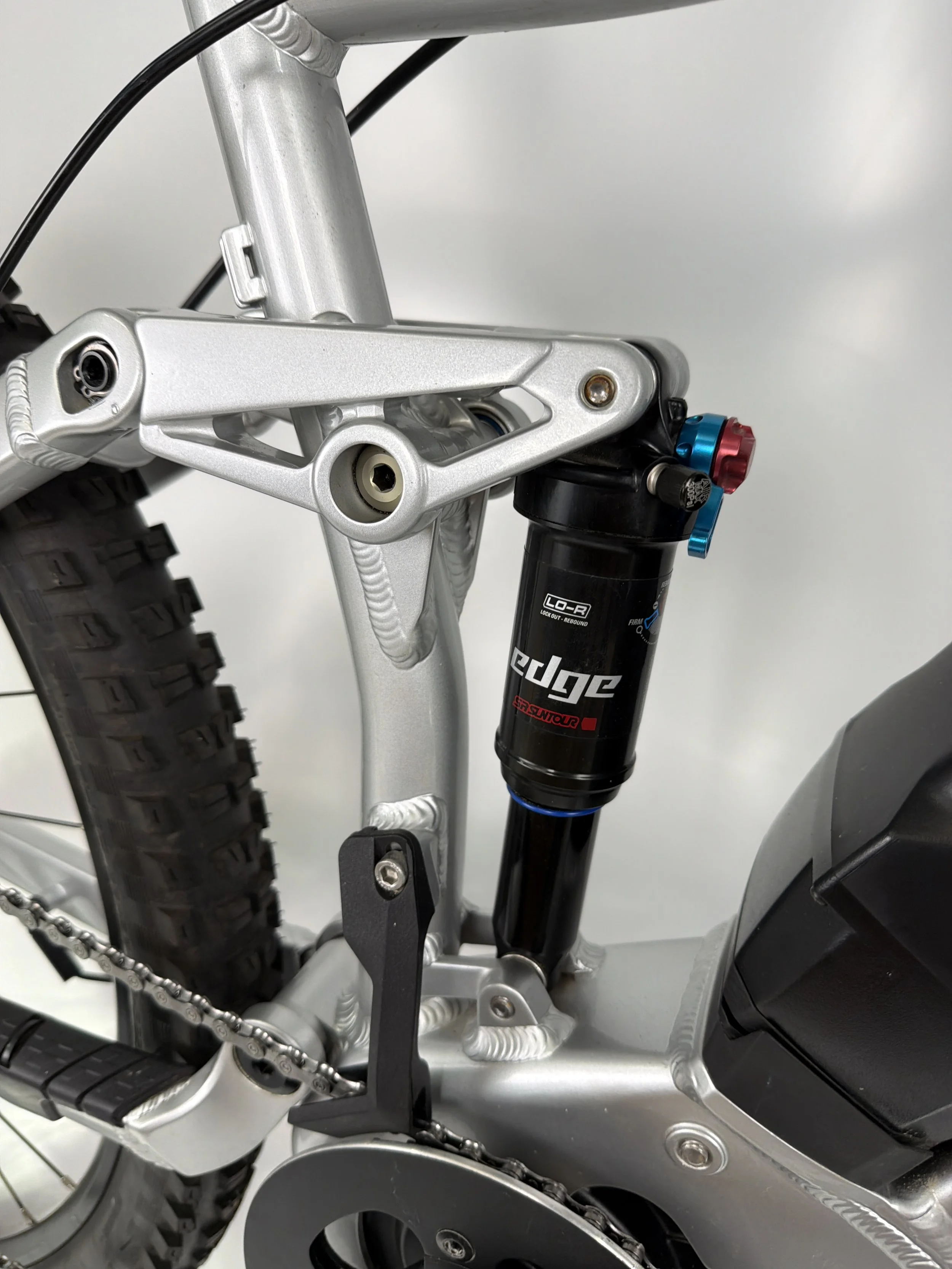 3_389 - 10 Shock.jpg
