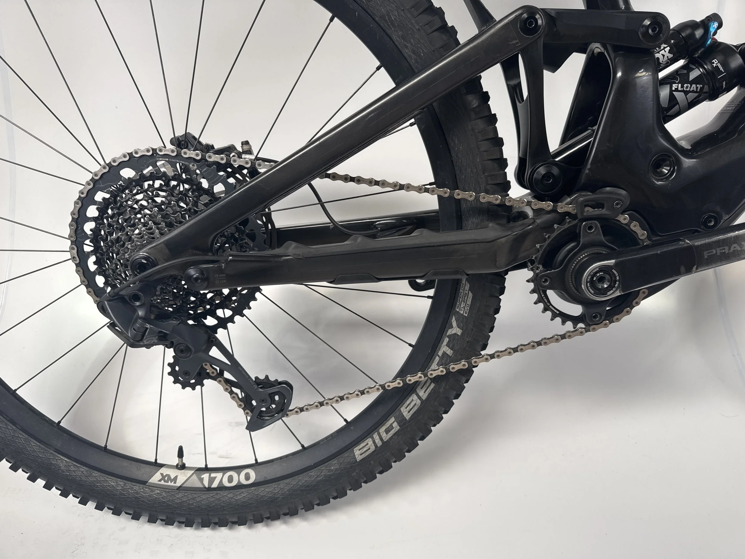 3_366 - 11 Drivetrain.jpg