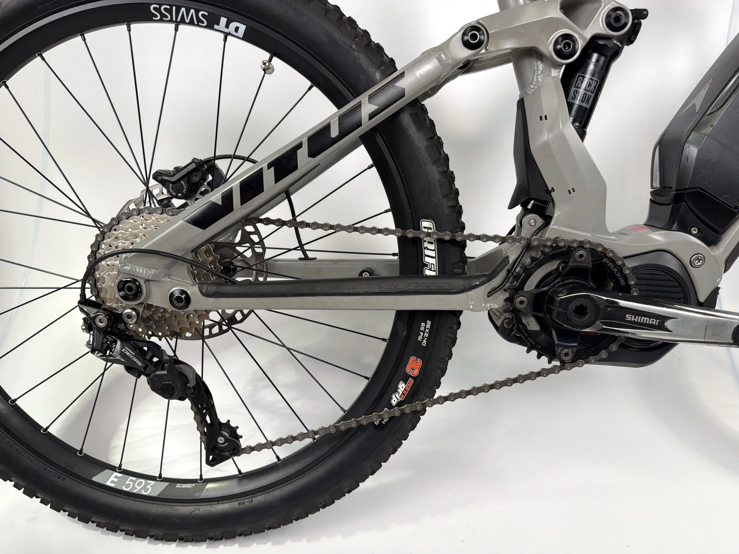 3_406 - 11 Drivetrain.jpg