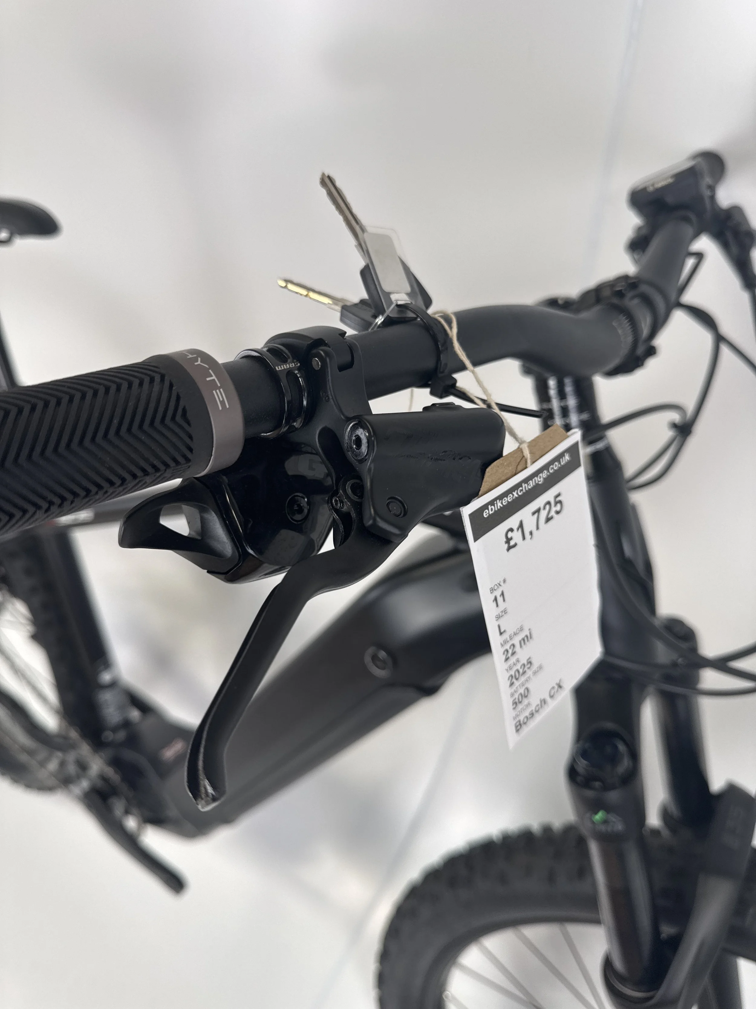 3_320 - 07 Brake Levers.jpg