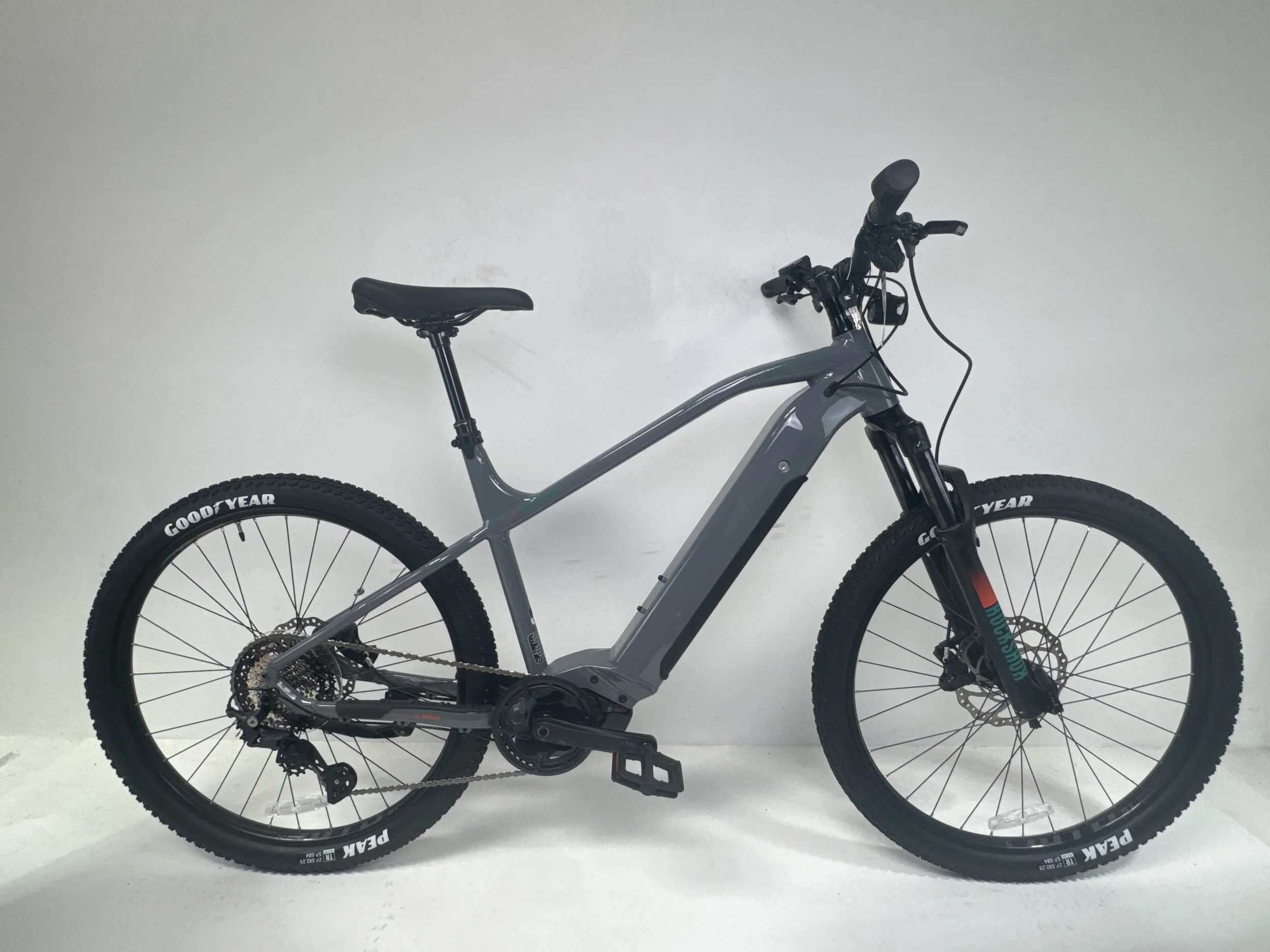3_286 - 01 Drive Side Full Bike.jpg