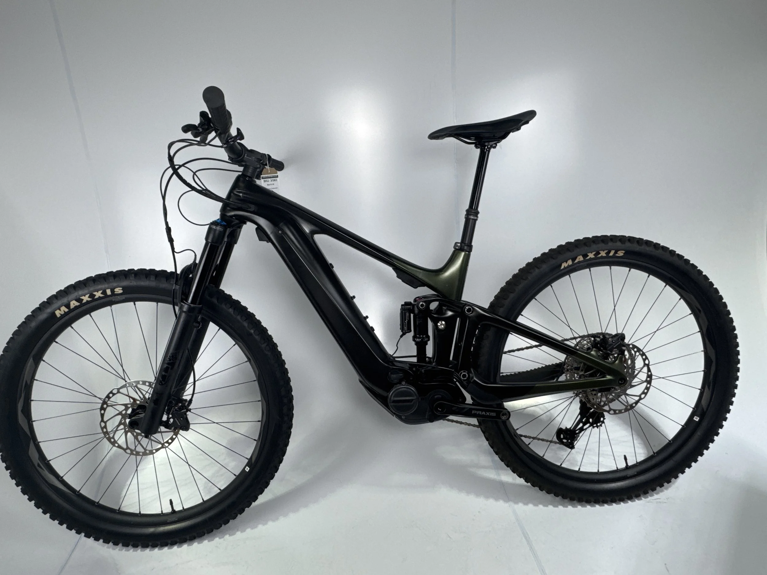3_363 - 02 Non-Drive Side Full Bike.jpg