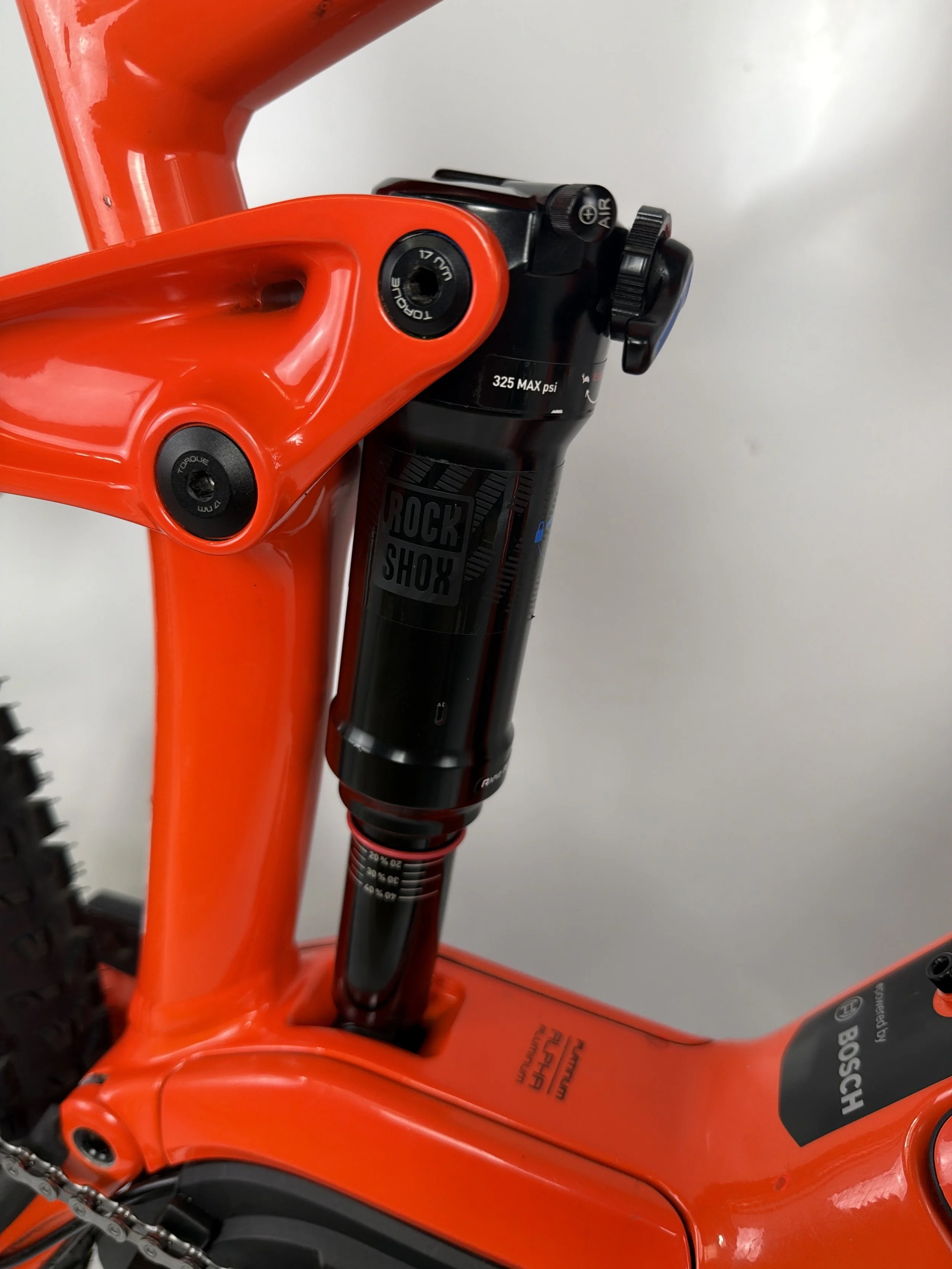 3_485 - 10 Shock.jpg
